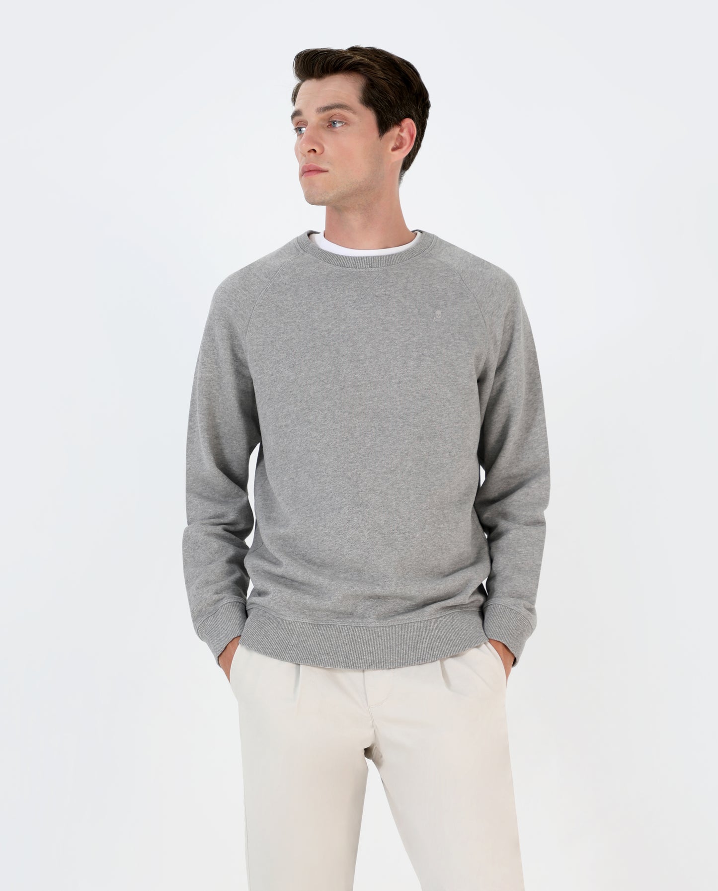 Sweater Básica Calavera