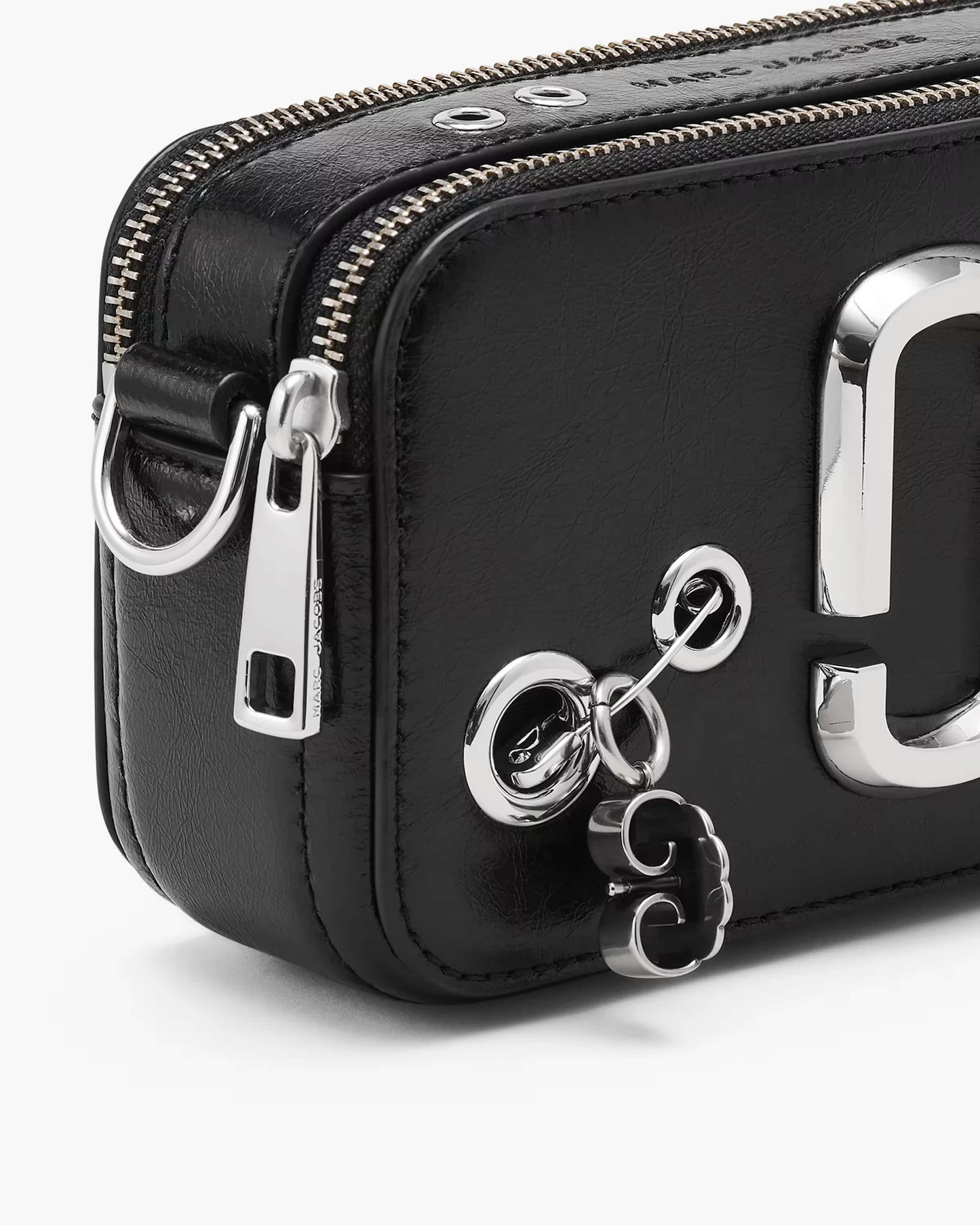 The Grommet Charm Snapshot