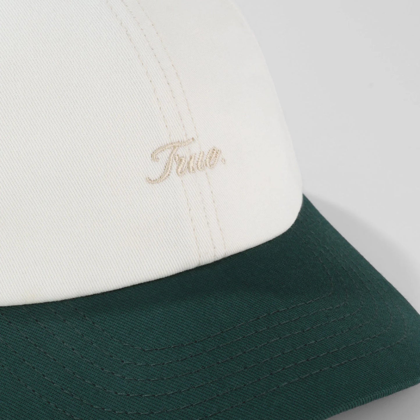 Gorra True Classic Signature