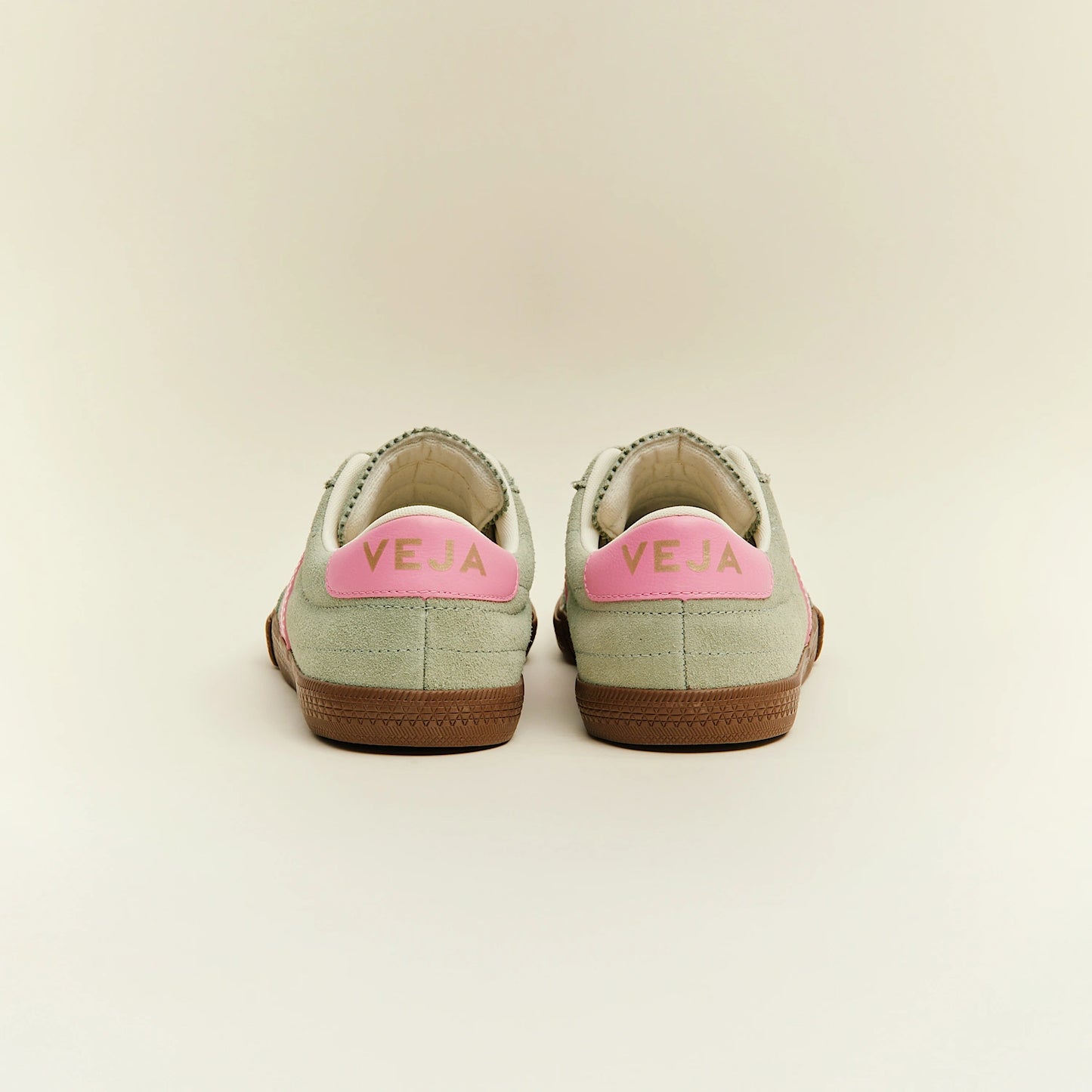 Tenis Veja De Mujer Panenka Suede