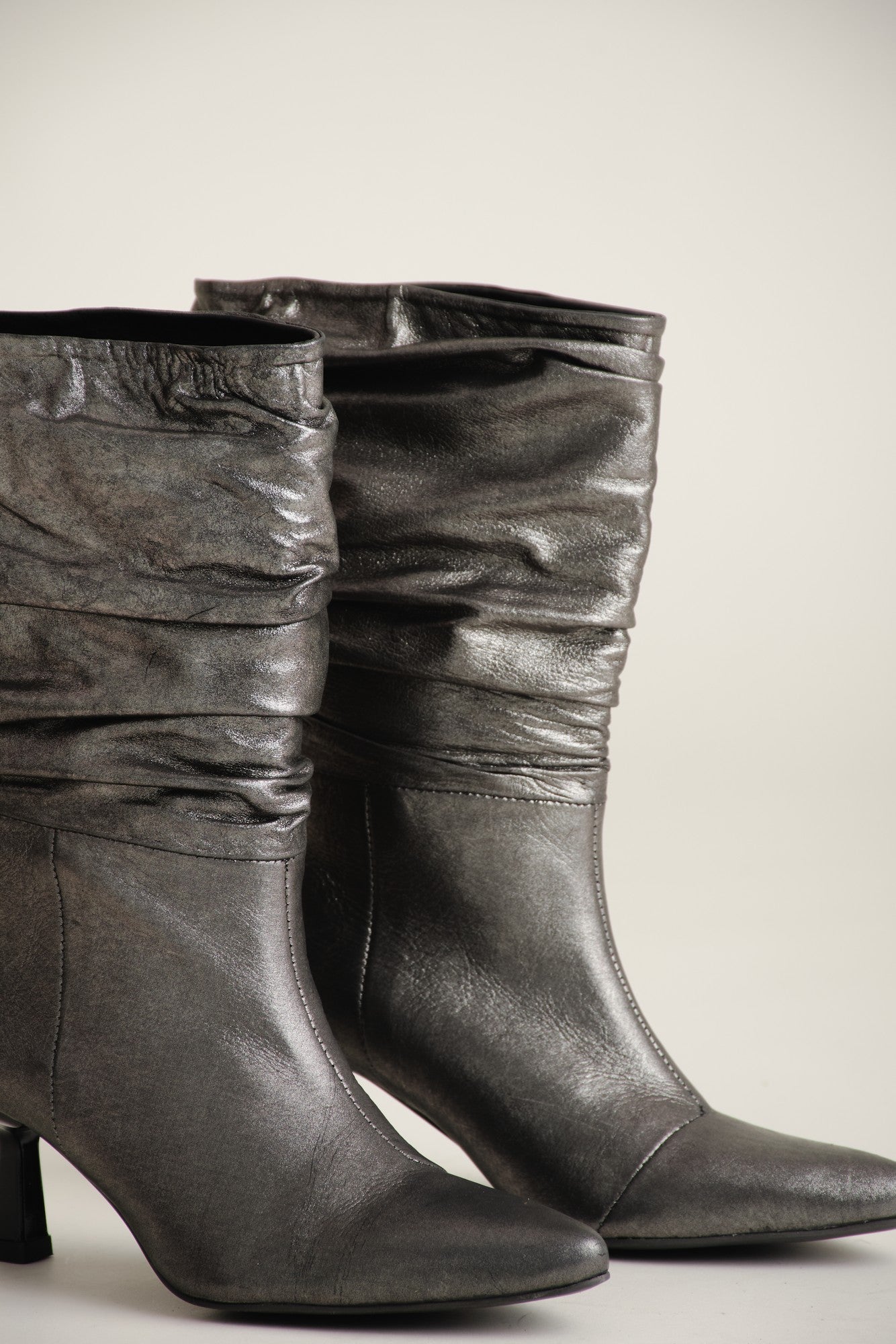 Botas Zalina THE FOUNDRY BOTAS & BOTINES Malva CO