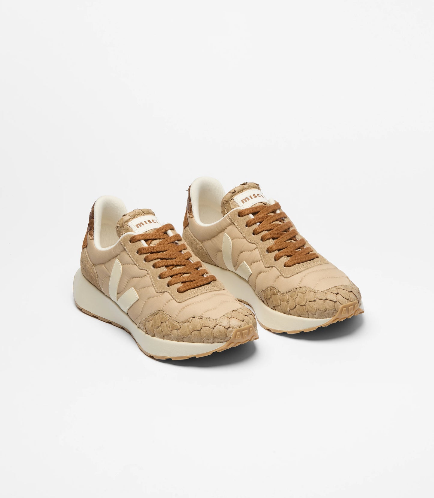 Tenis Veja De Mujer Paulistana Nolyn Veja X Misci Almendra