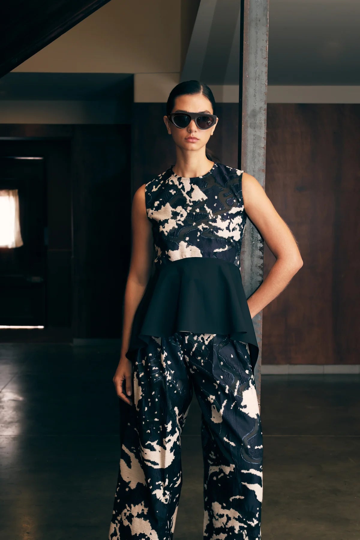 Top Volante Asimetrico Jacquard