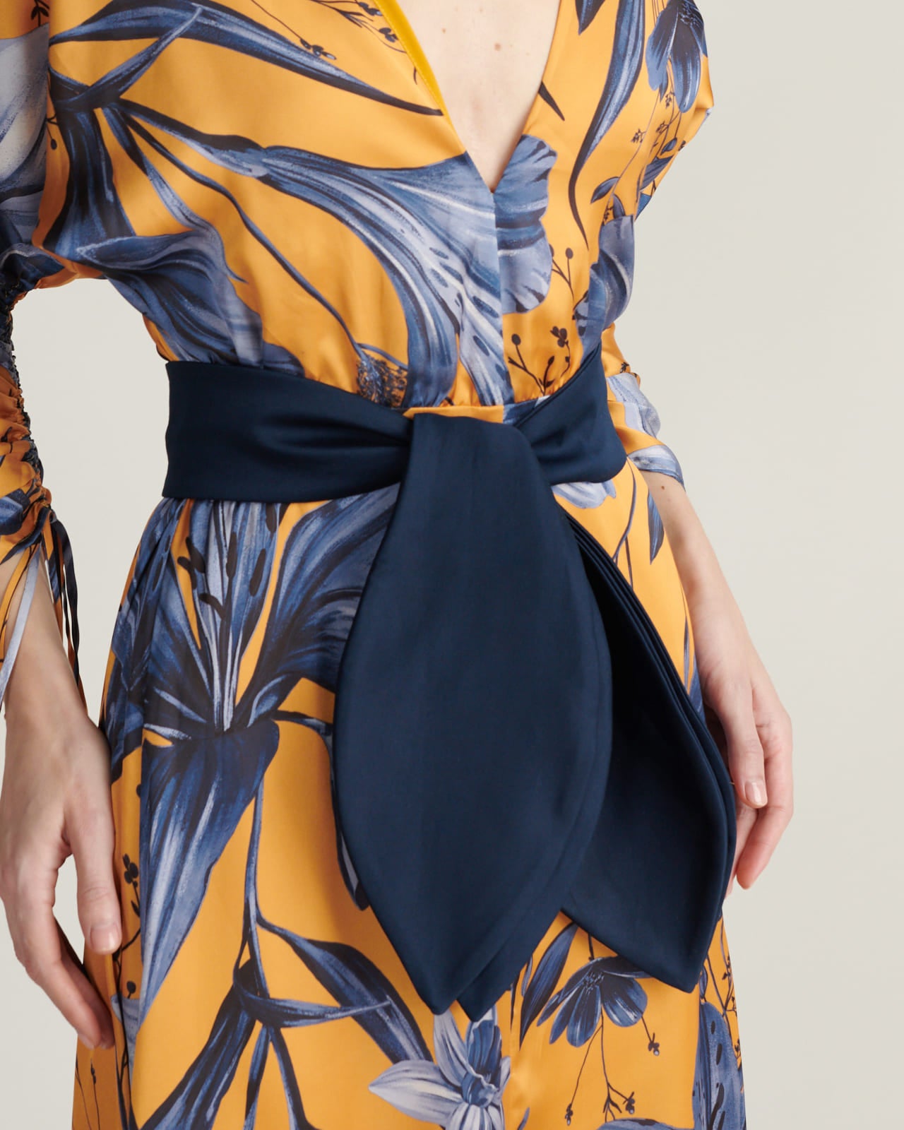 Vestido Maxi Floral Mostaza