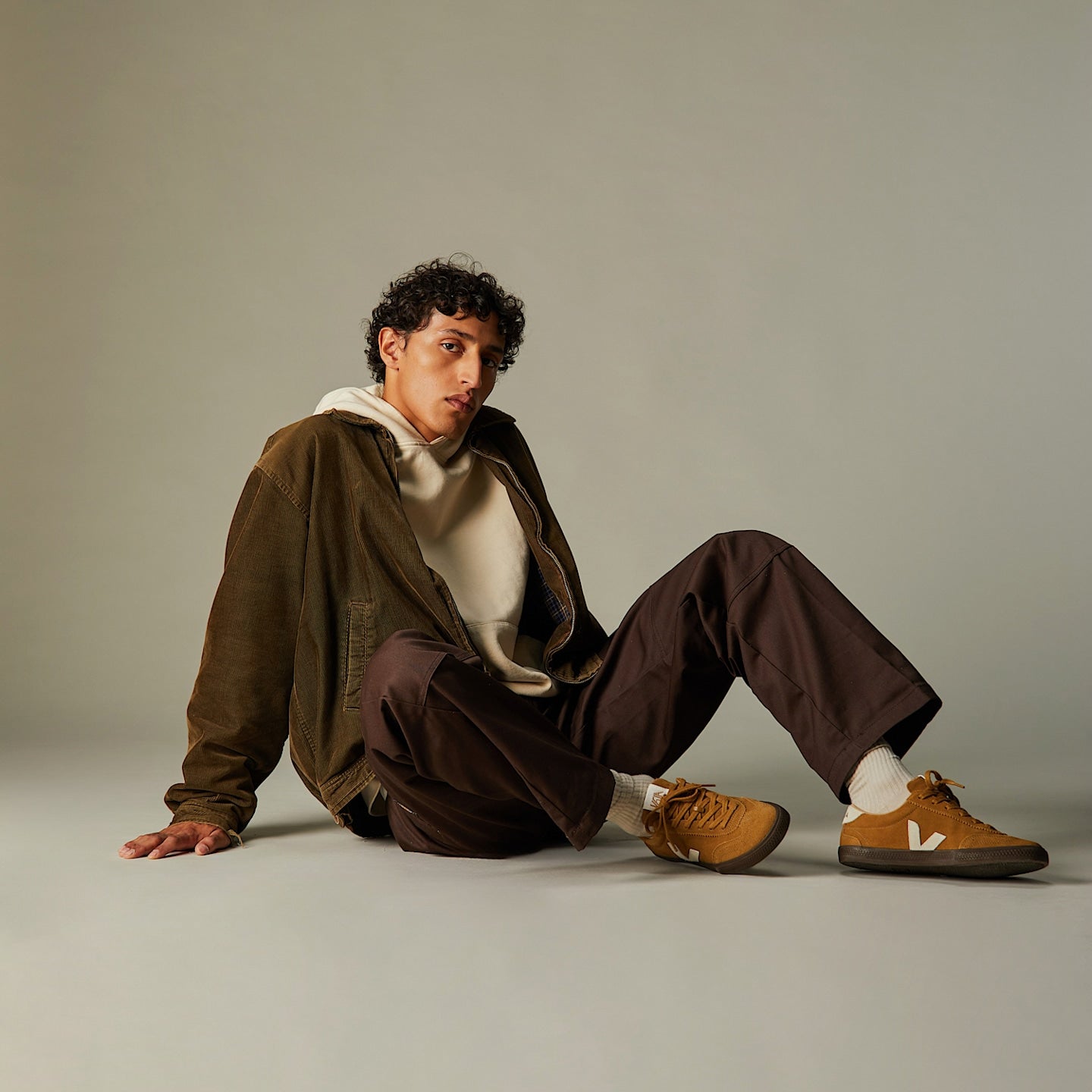 Tenis Veja De Hombre Volley Suede Tent Natural Eagle