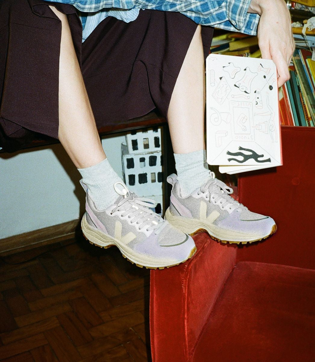 Tenis Veja De Mujer Venturi Cashew