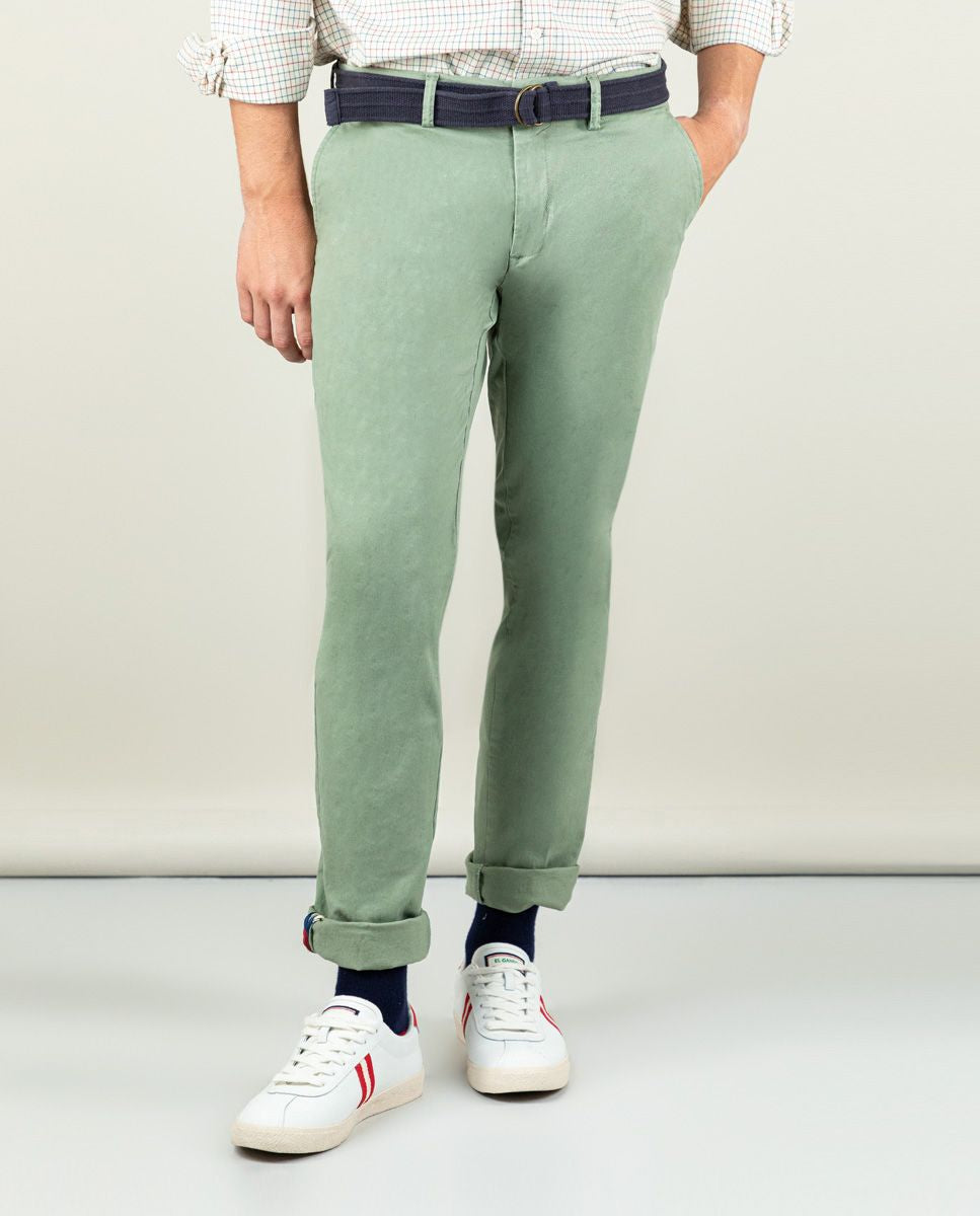 Pantalón Chino Básico