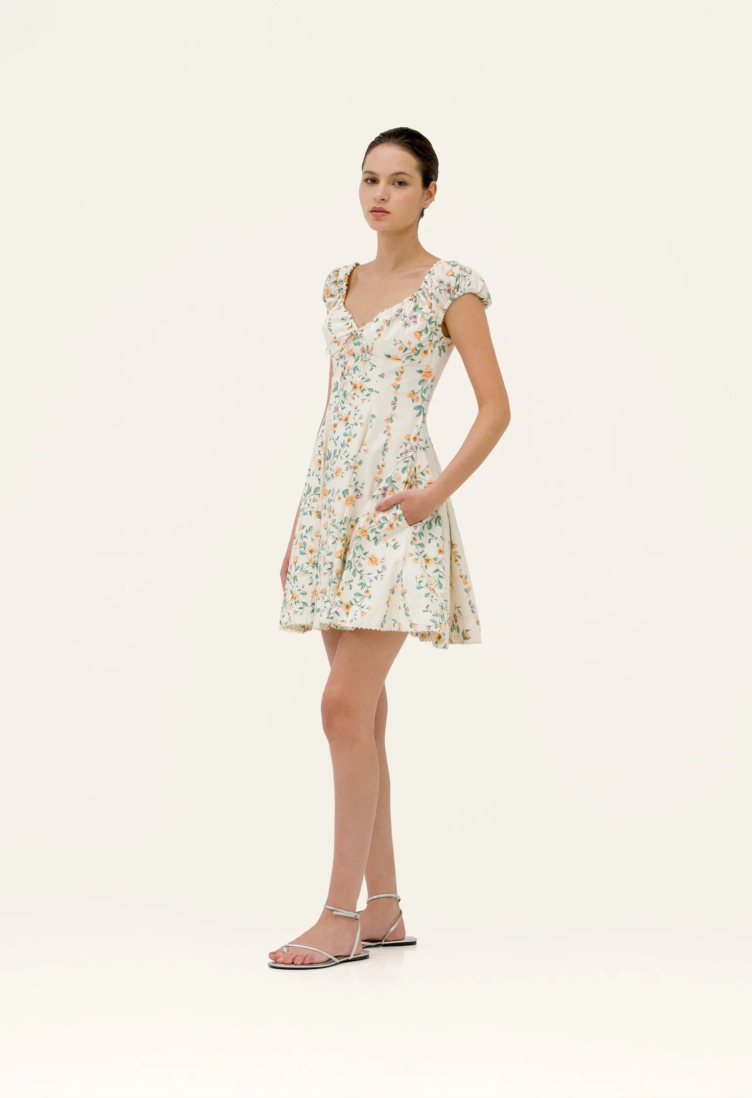 Vestido Mini Mati Chinesis