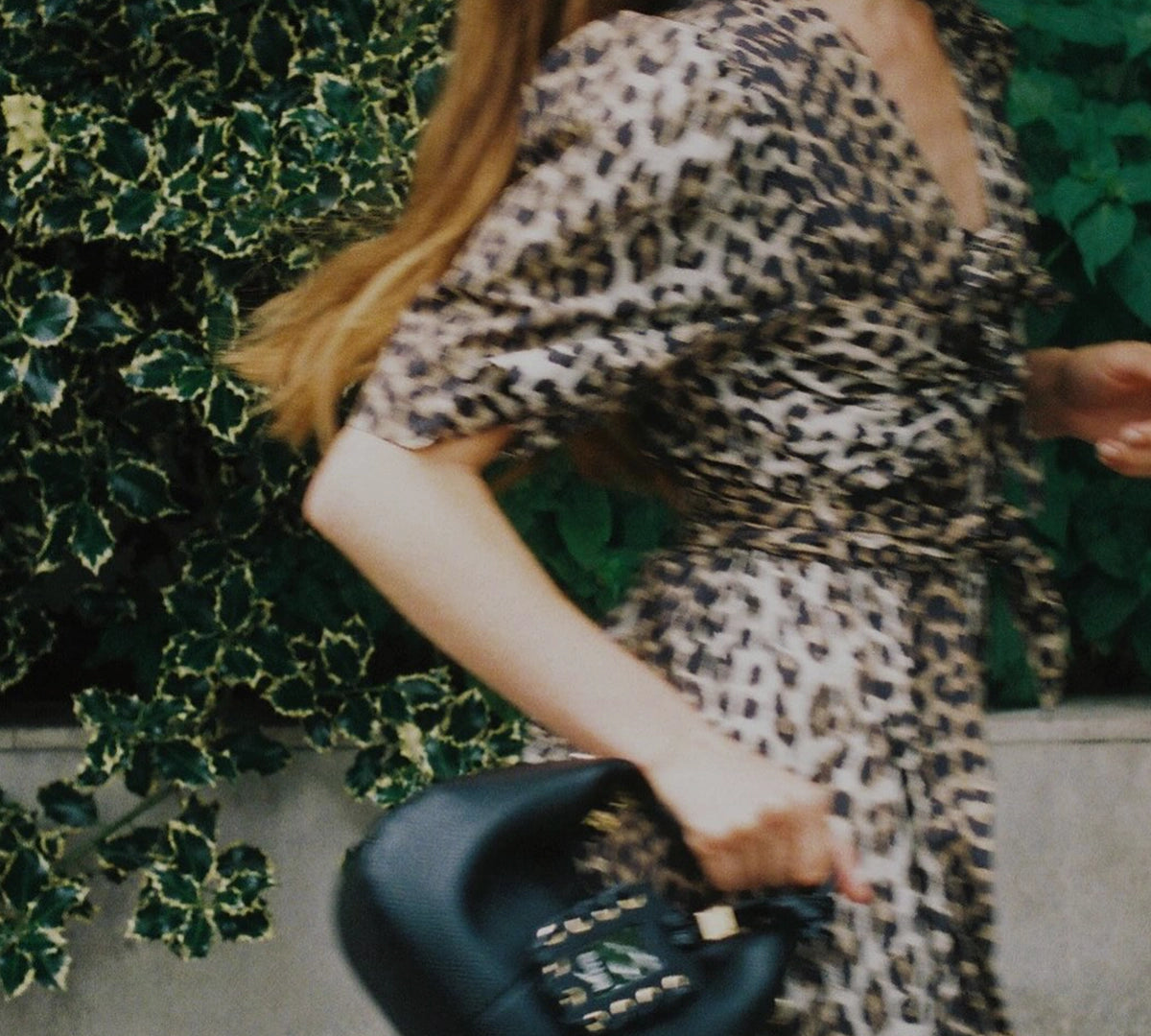 Para ella banner row4