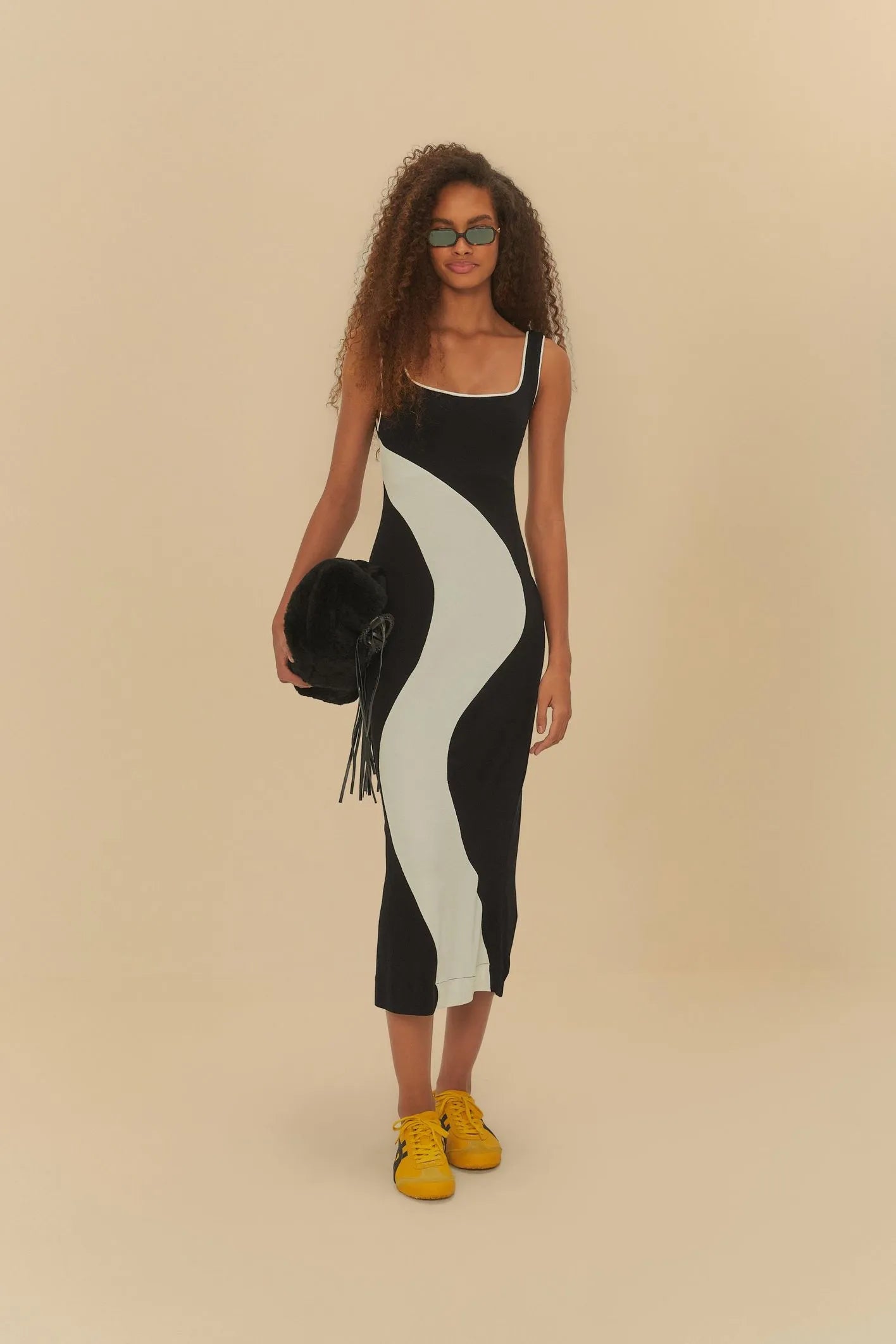 Vestido Recortes Pb Crepe
