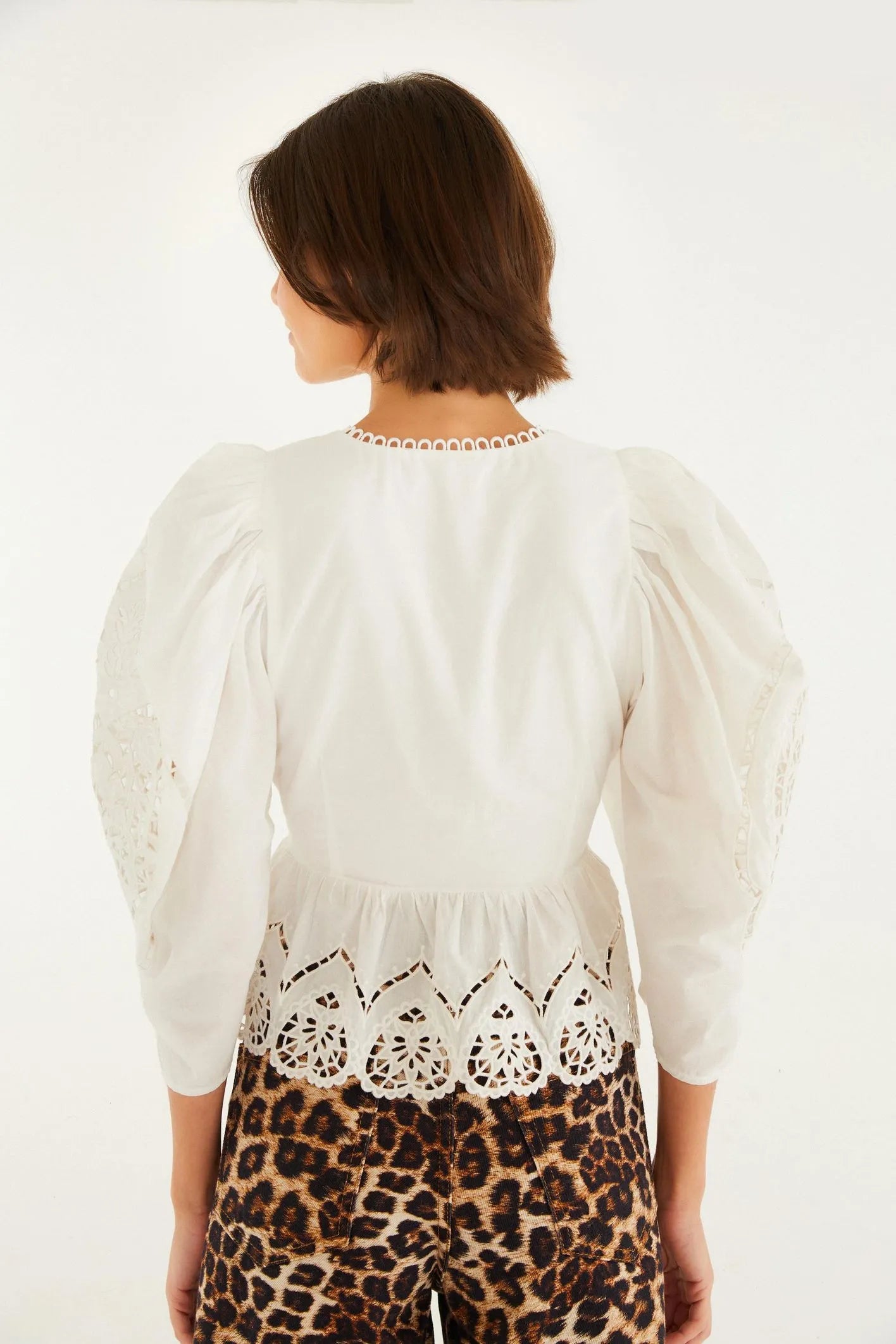 Blusa Bordada Coracoes