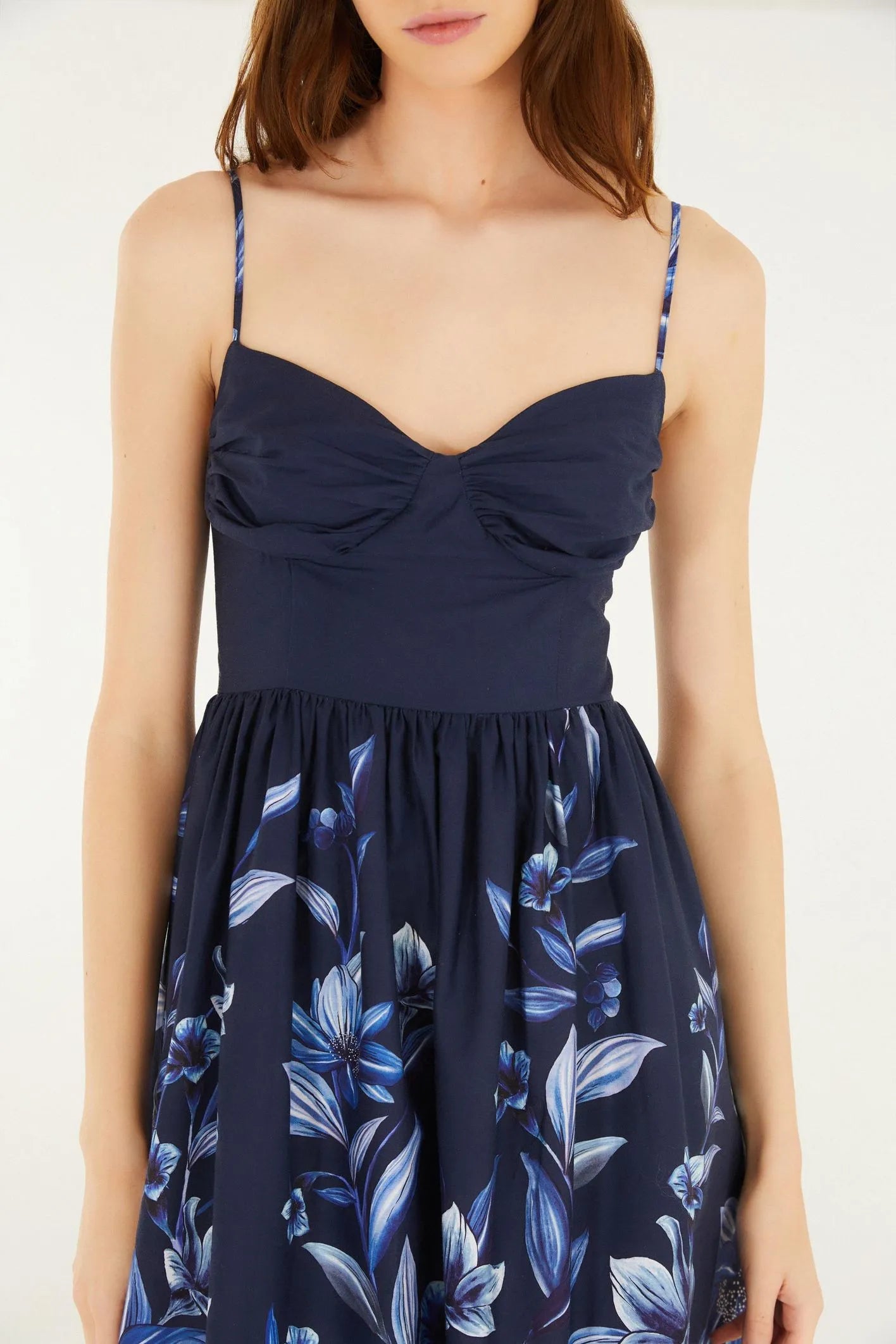 Vestido Floral Tati