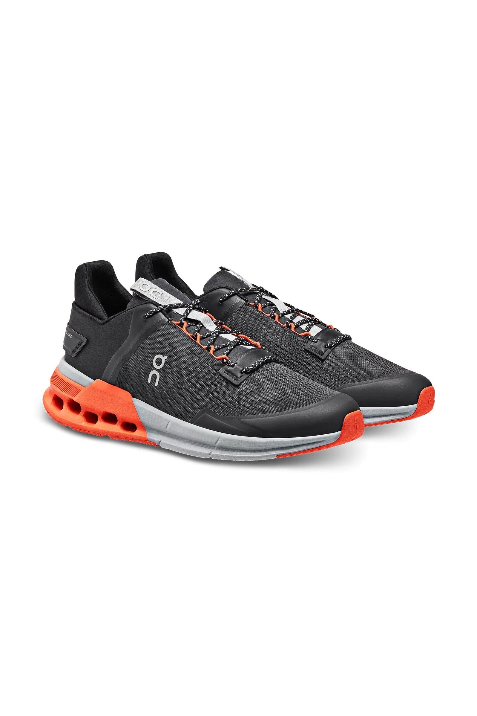 Tenis On Running Cloudnova Flux Hombre