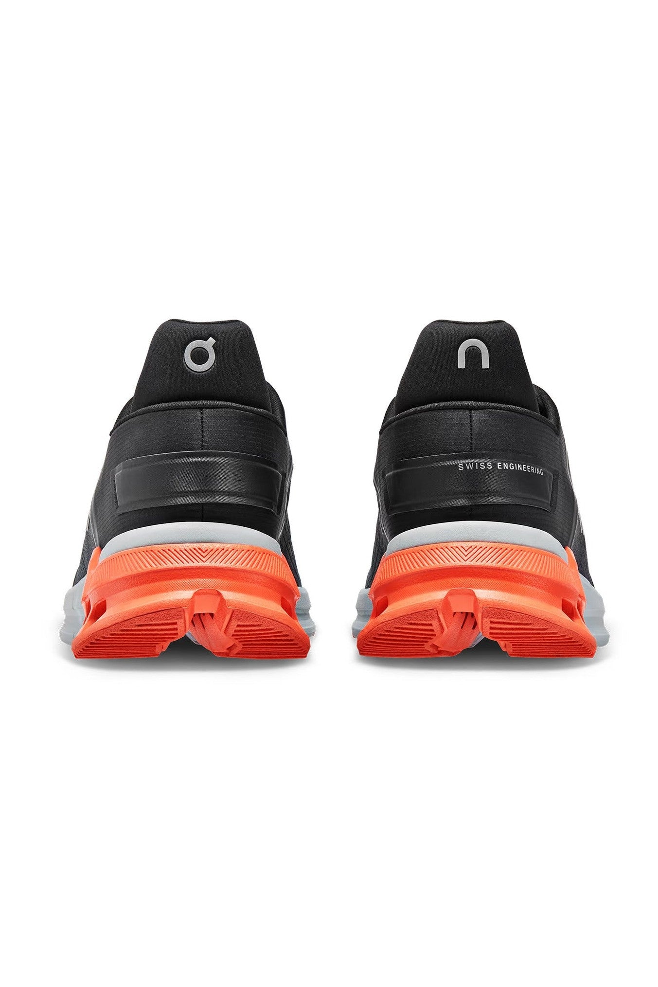 Tenis On Running Cloudnova Flux Hombre