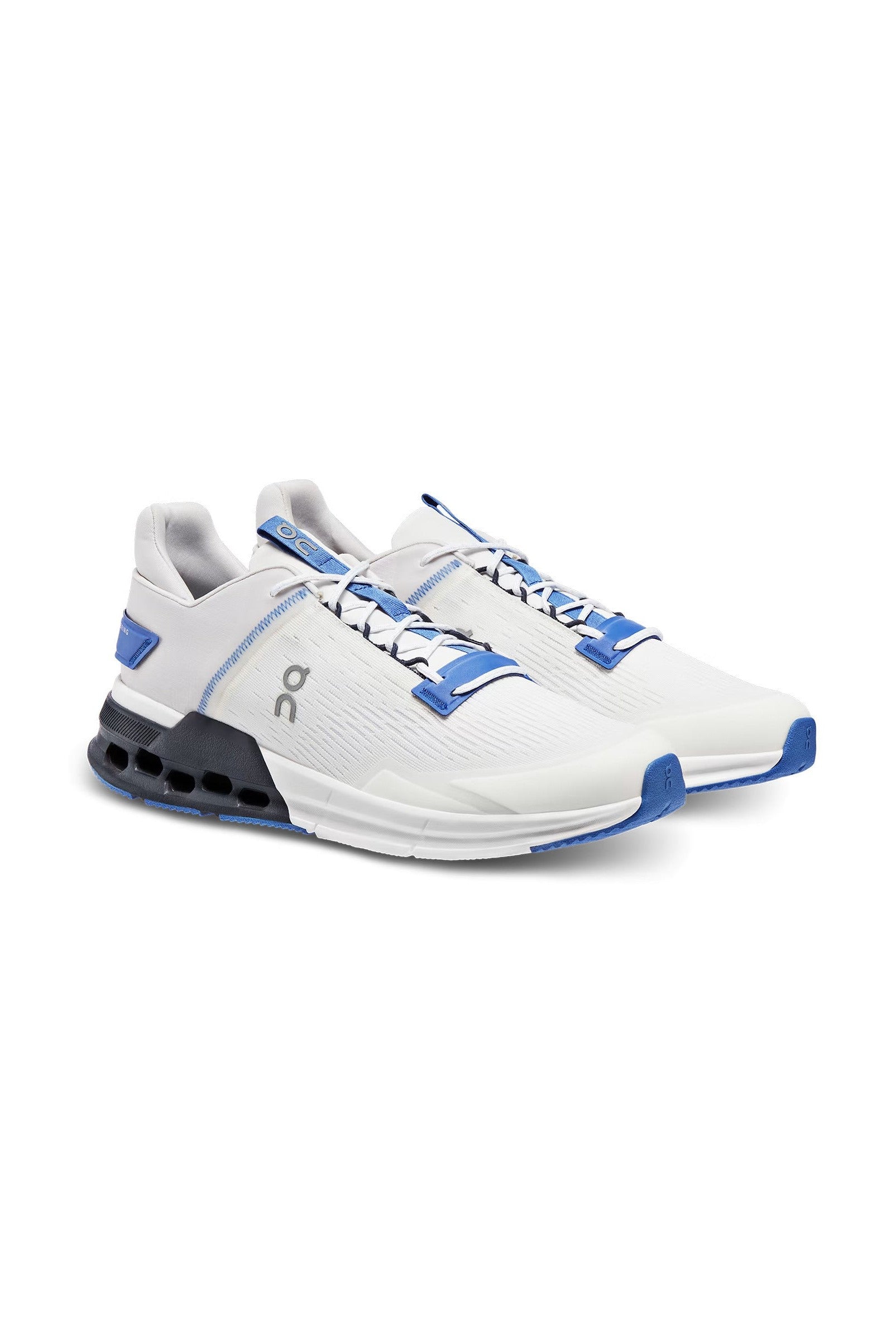 Tenis On Running Cloudnova Flux Hombre