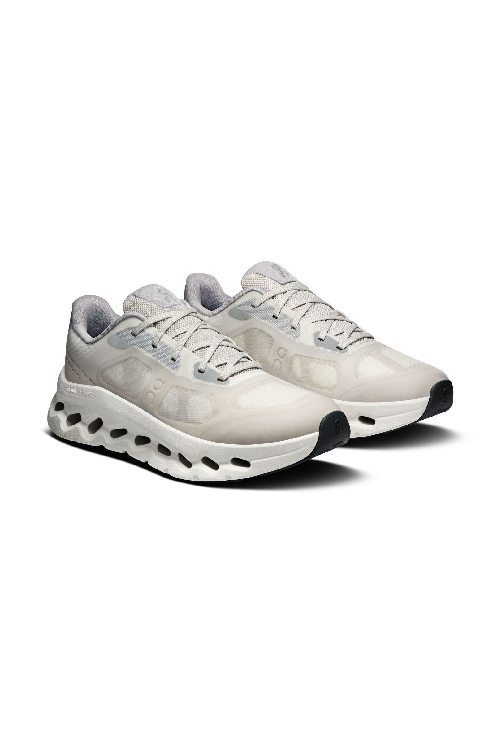Tenis On De Mujer Cloutilt Remix