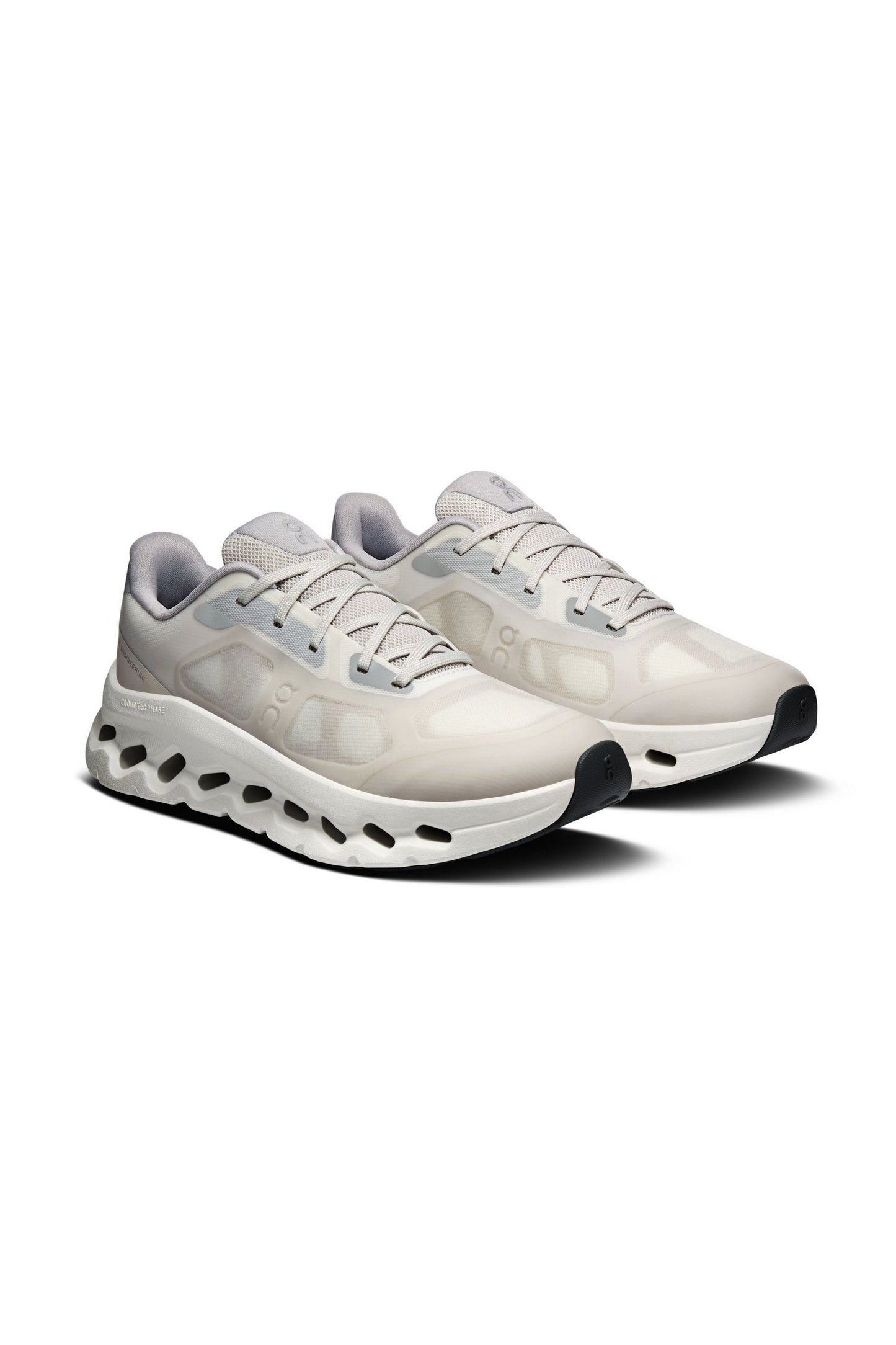 Tenis On De Mujer Cloutilt Remix