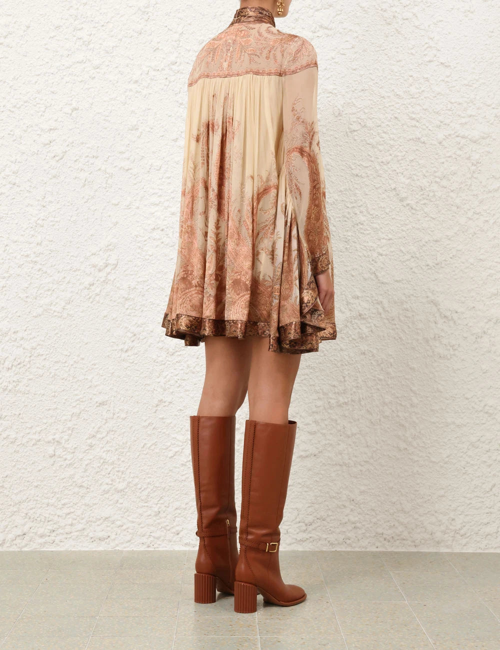 Mini Vestido Hypnotic Batwing