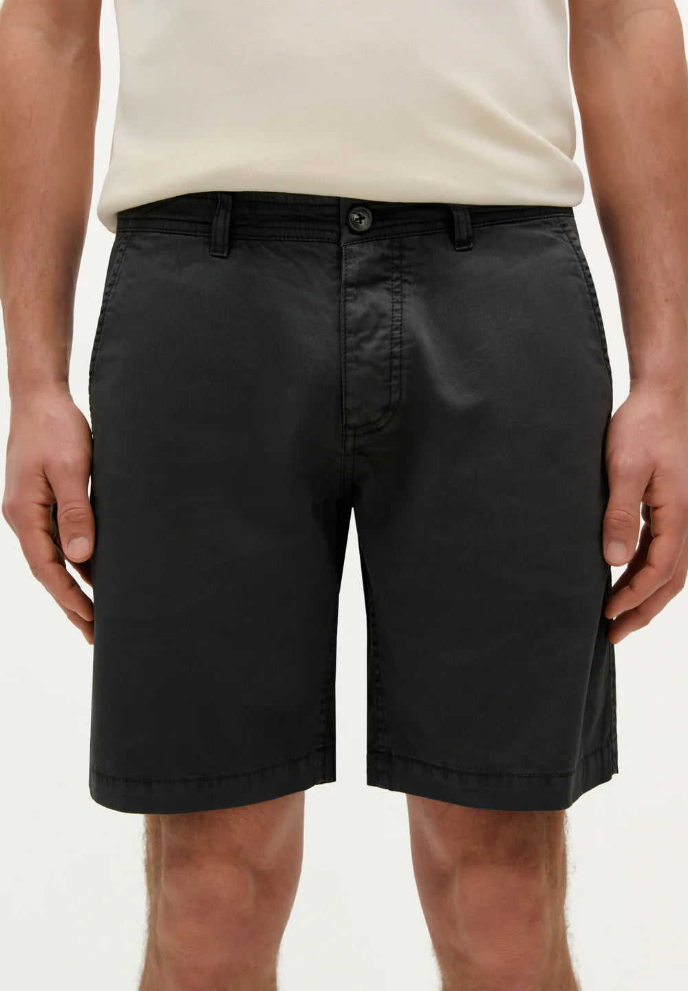 Bermuda Clasica Outfitters