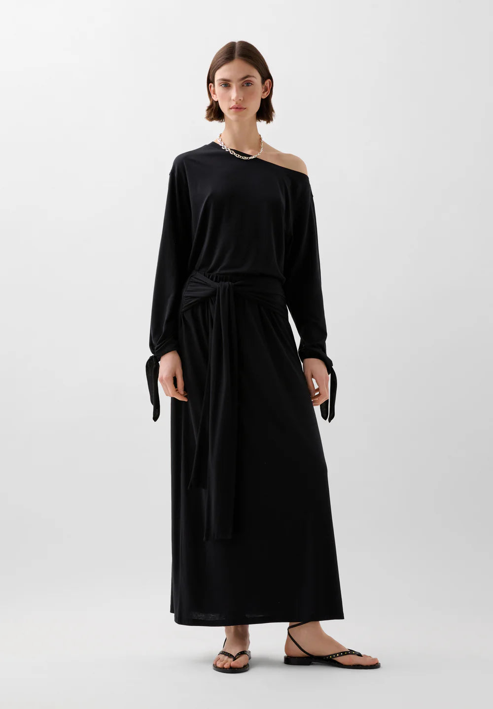 Falda Ic Knot