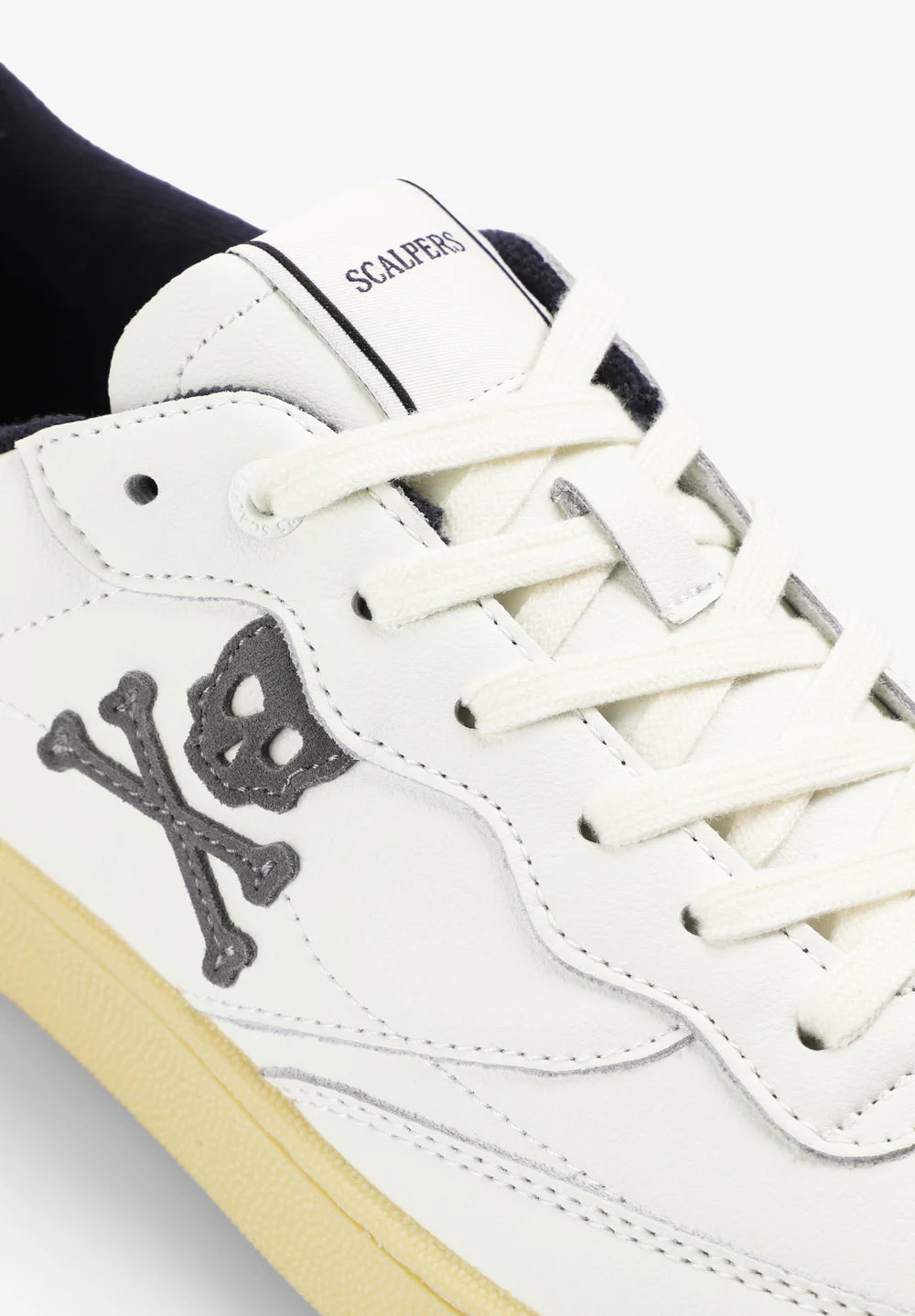 Tenis Scalpers Calavera Piel Hombre