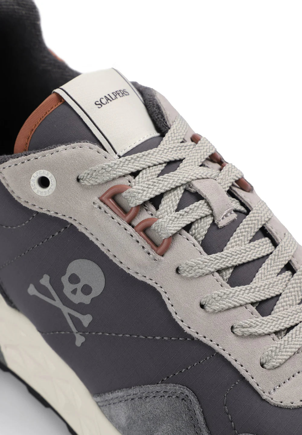 Tenis Scalpers Calavera Ante Hombre