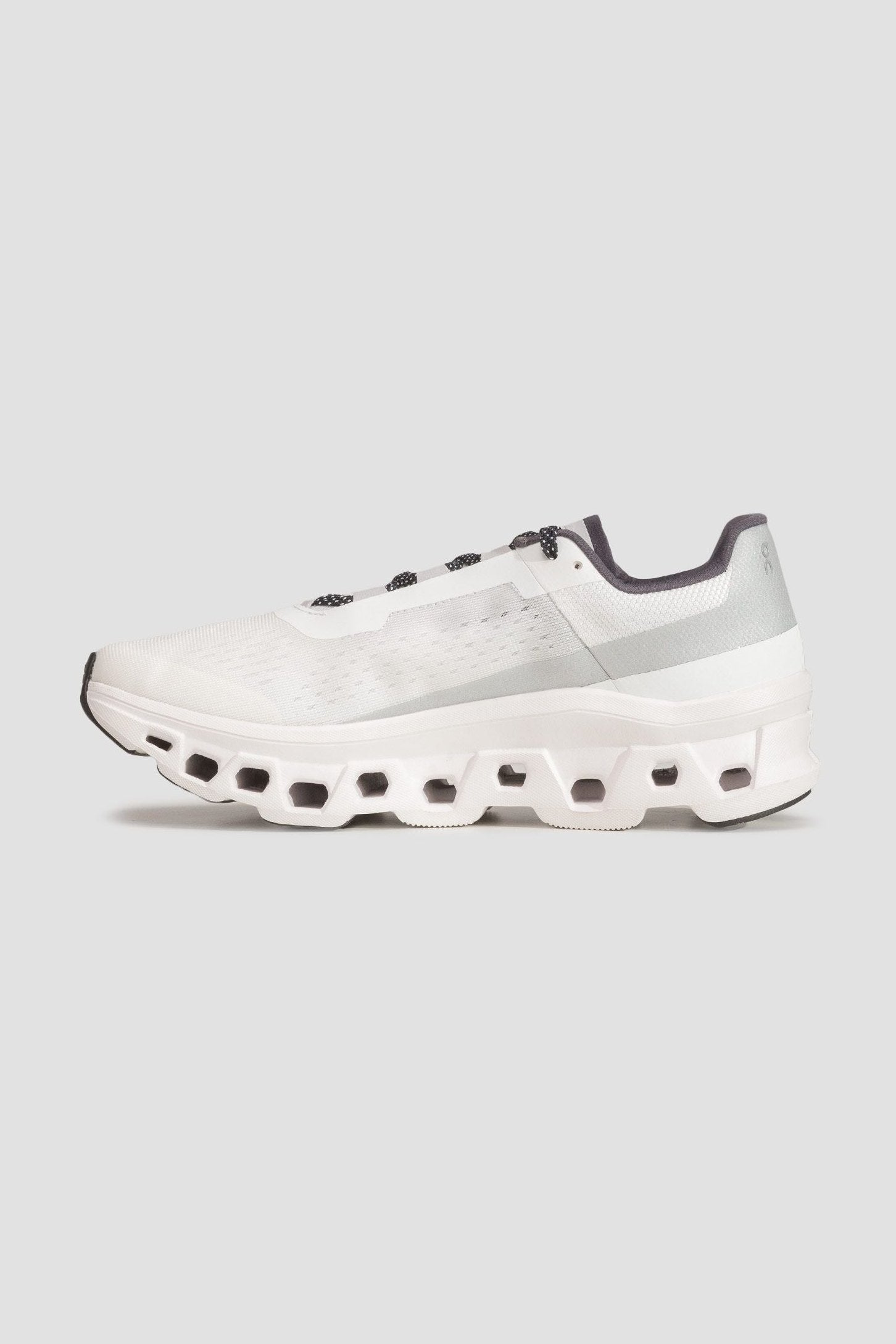 Tenis On Running Cloudmonster Hombre