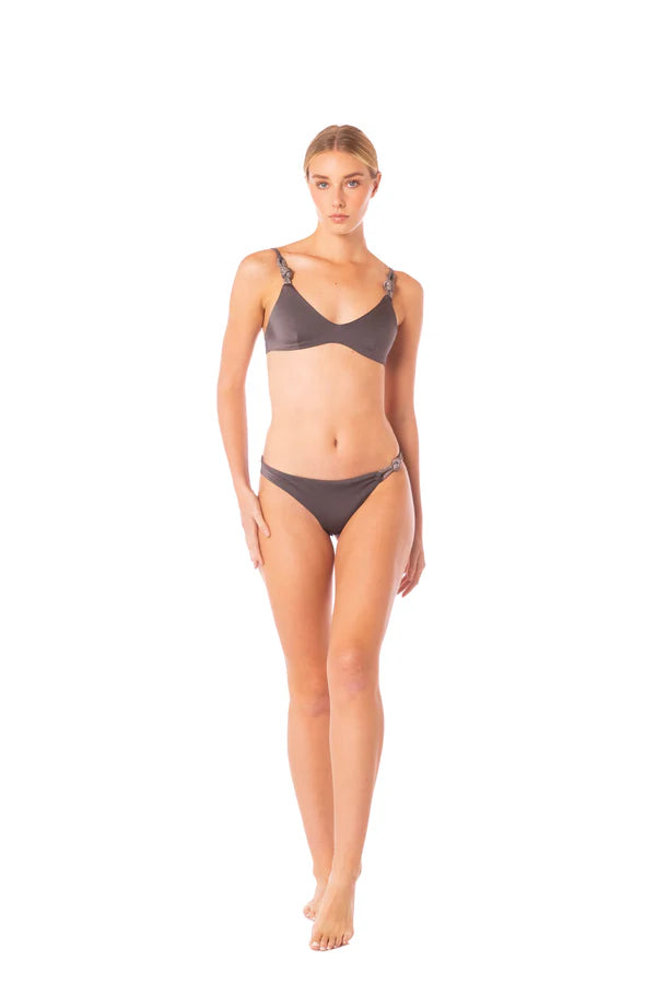 Bottom Leslie Vulcano