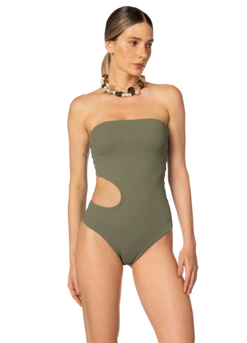One Piece Stone Town Alyssa