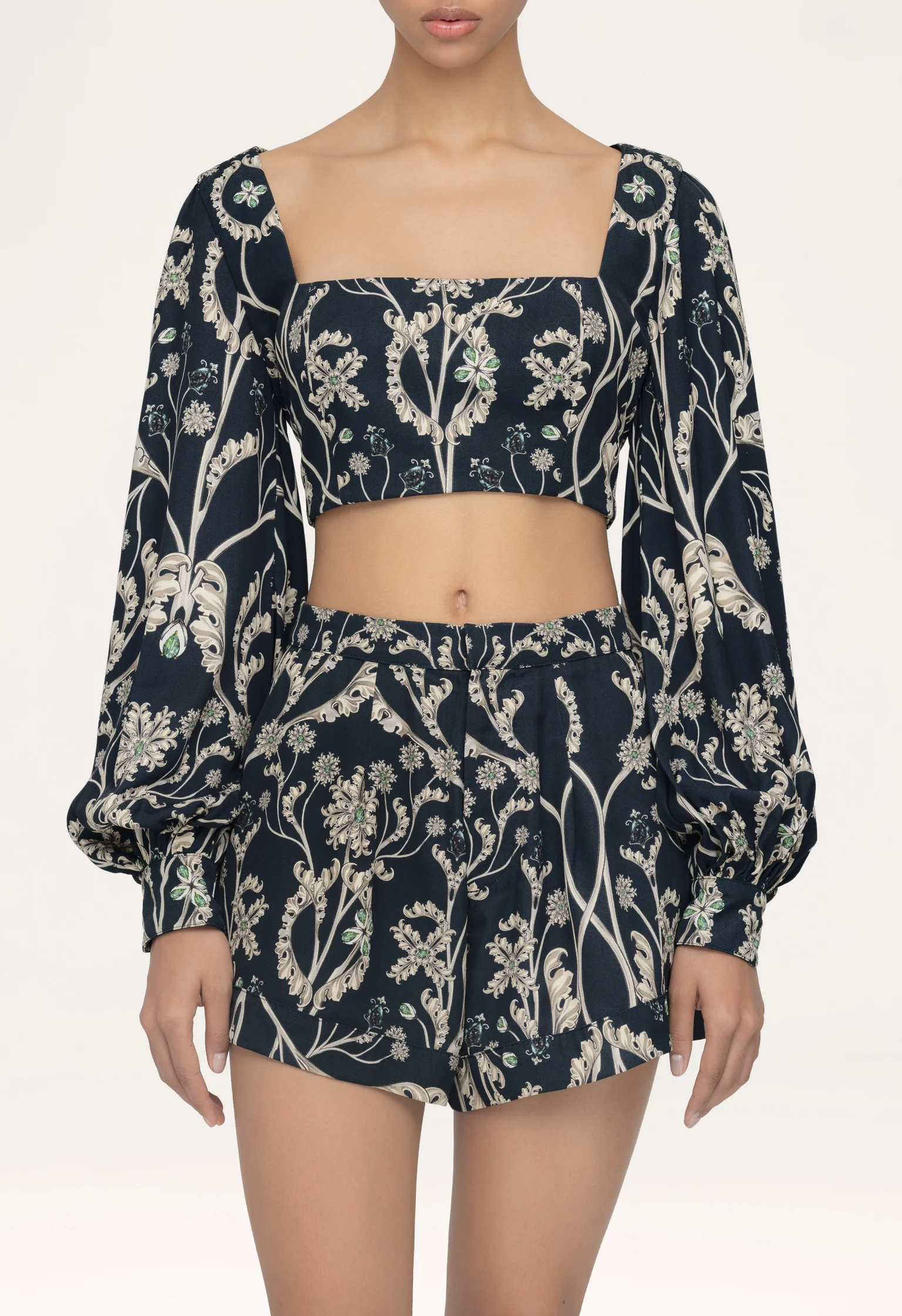 Shorts Toronjil Gema