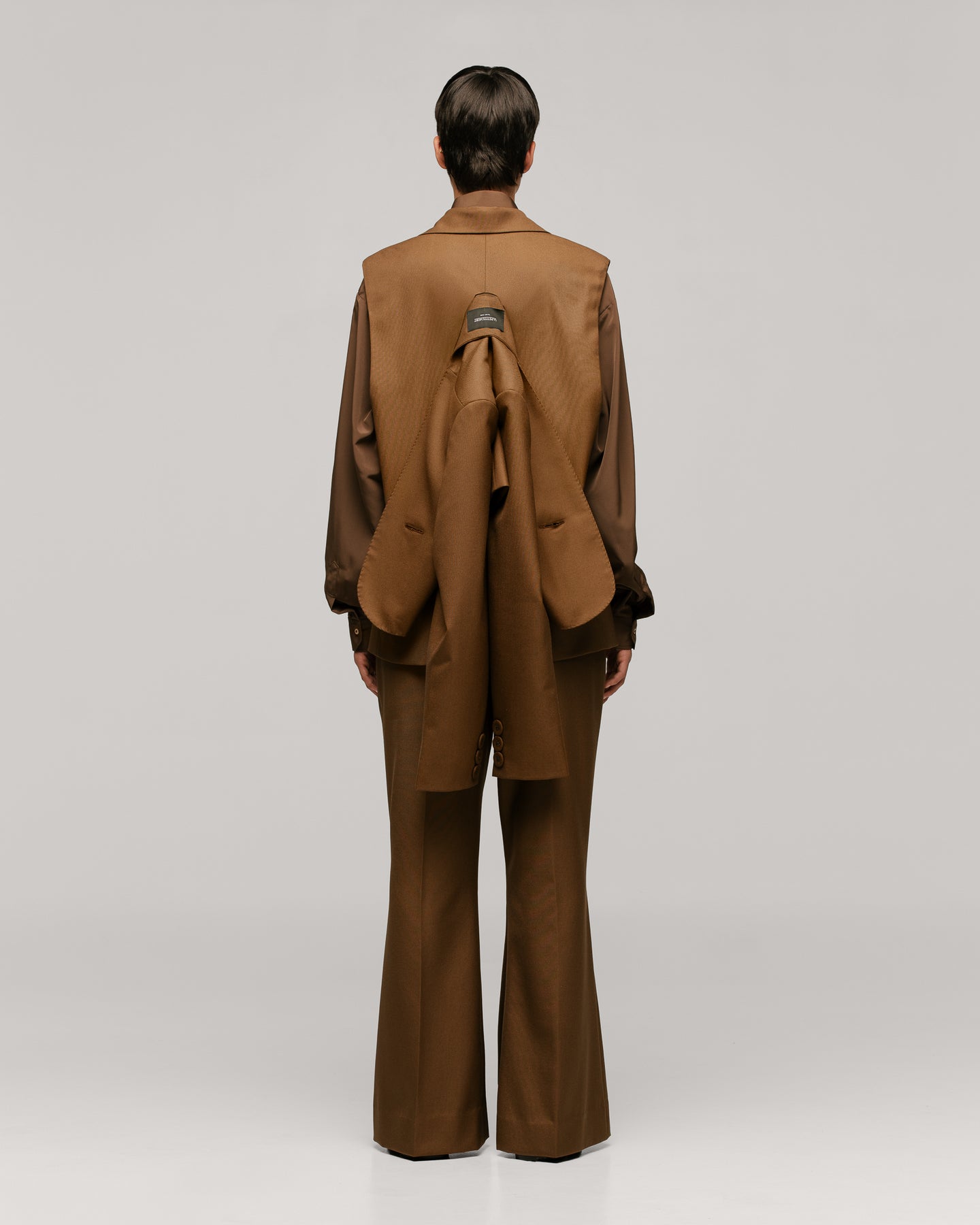 Traje Sastre Arcilla Mojada