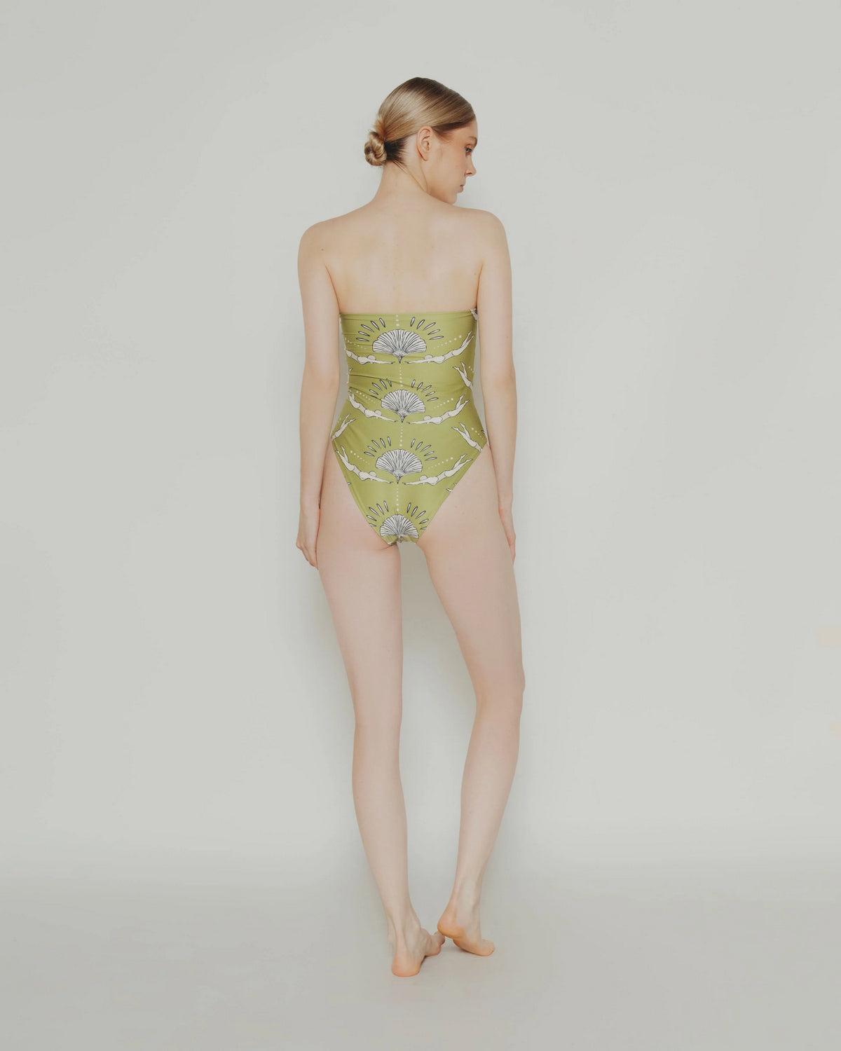 One Piece Alma Nadadora