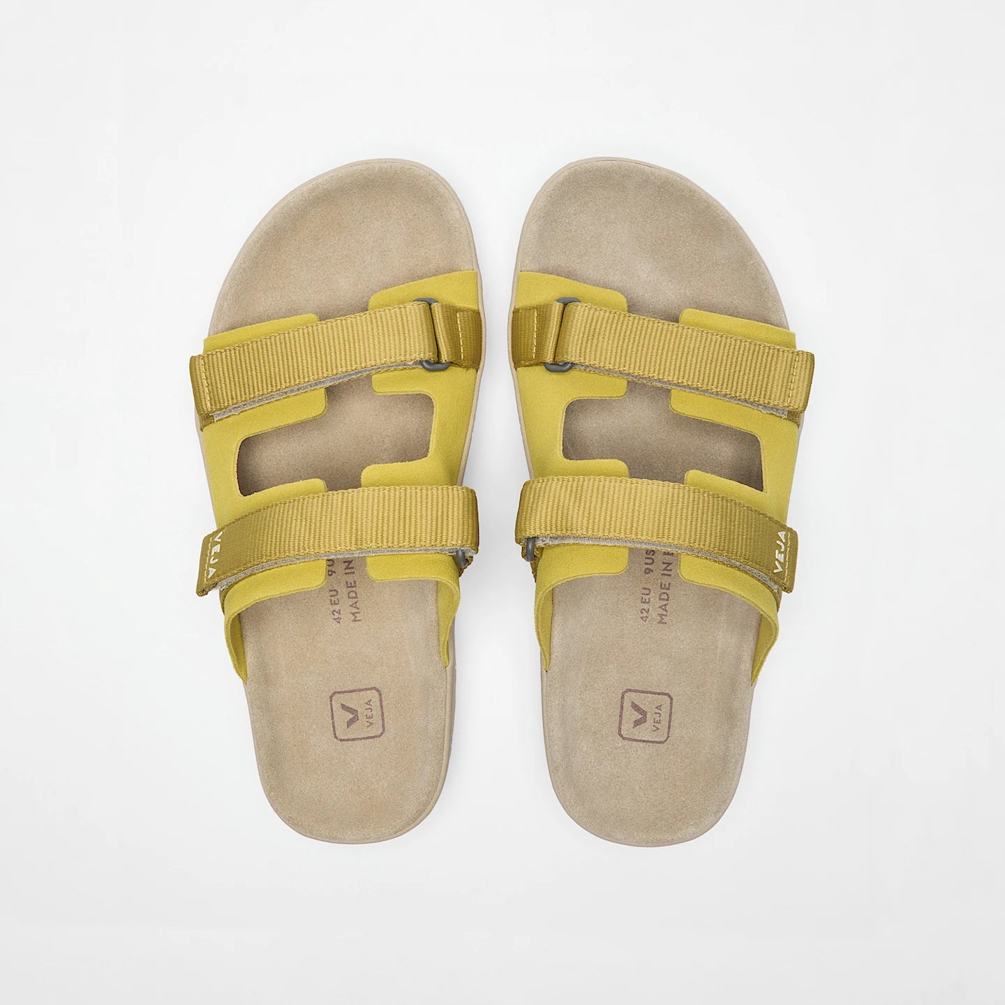 Sandalia Veja De Mujer Arpoador Suede Soft Liquor Ocre