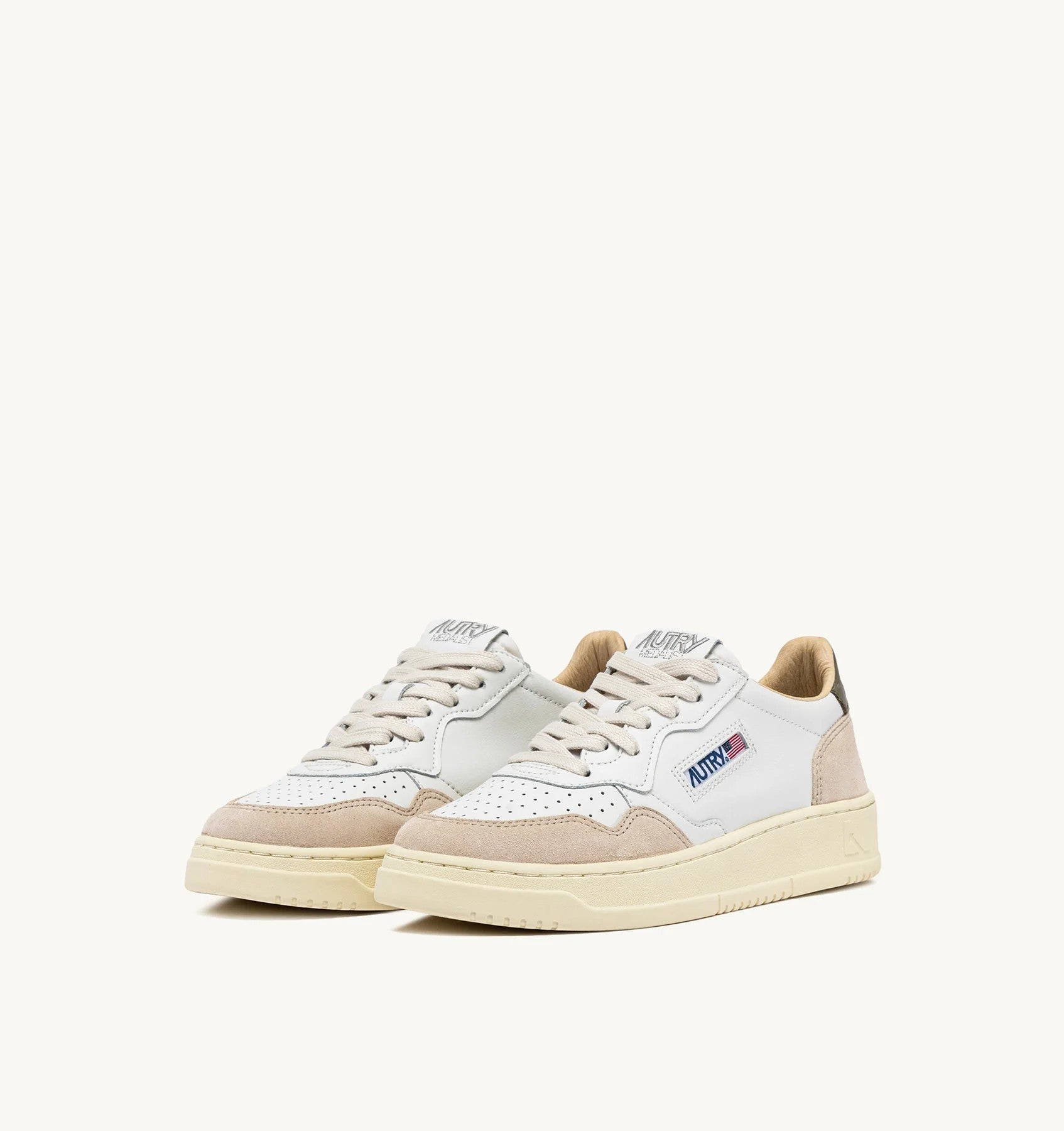 Zapatilla Medalist Low Leat Suede Mujer
