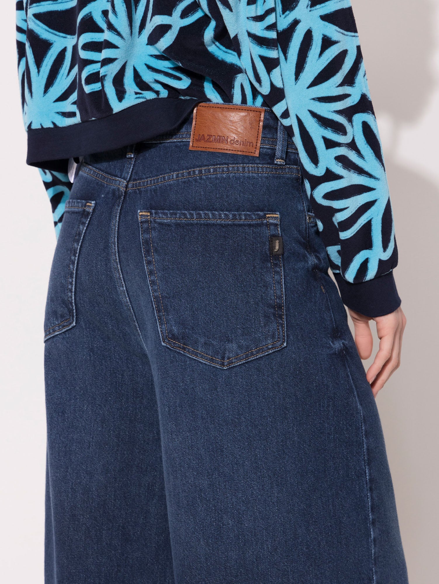 Jeans Roses Sound