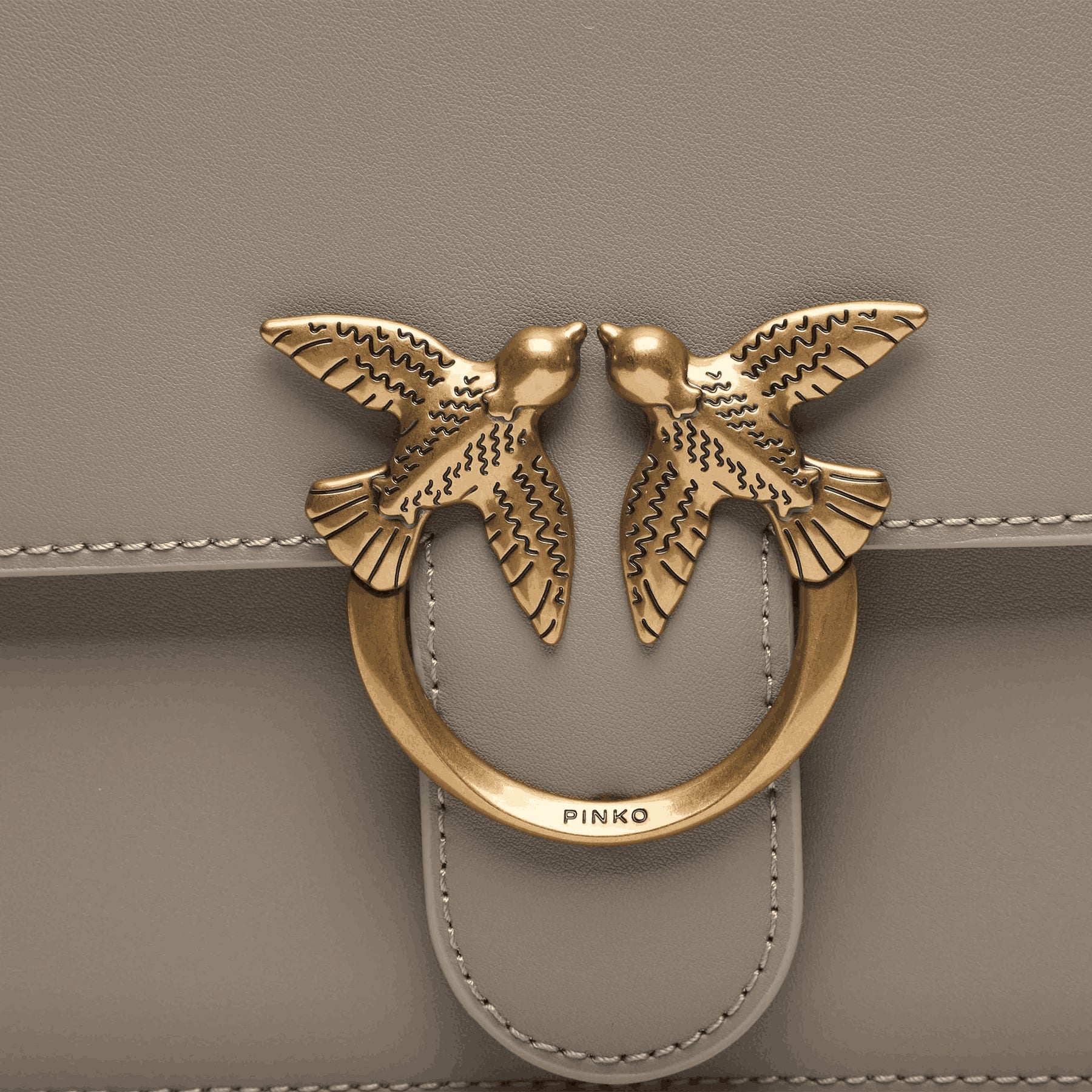 Bolso Love Classic
