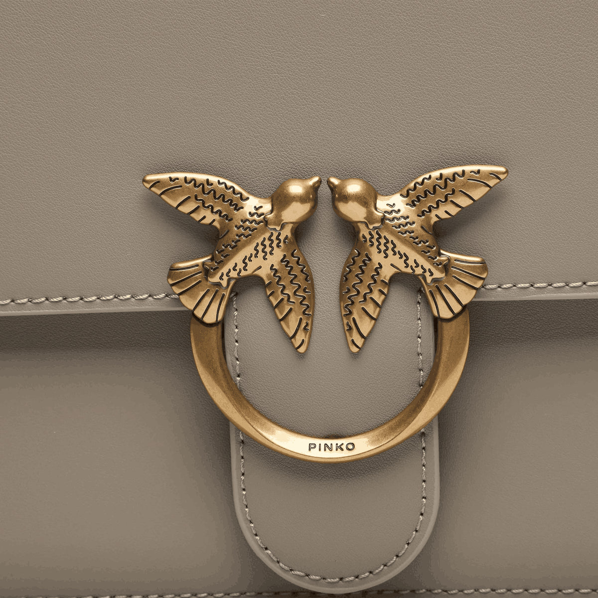 Bolso Love Classic