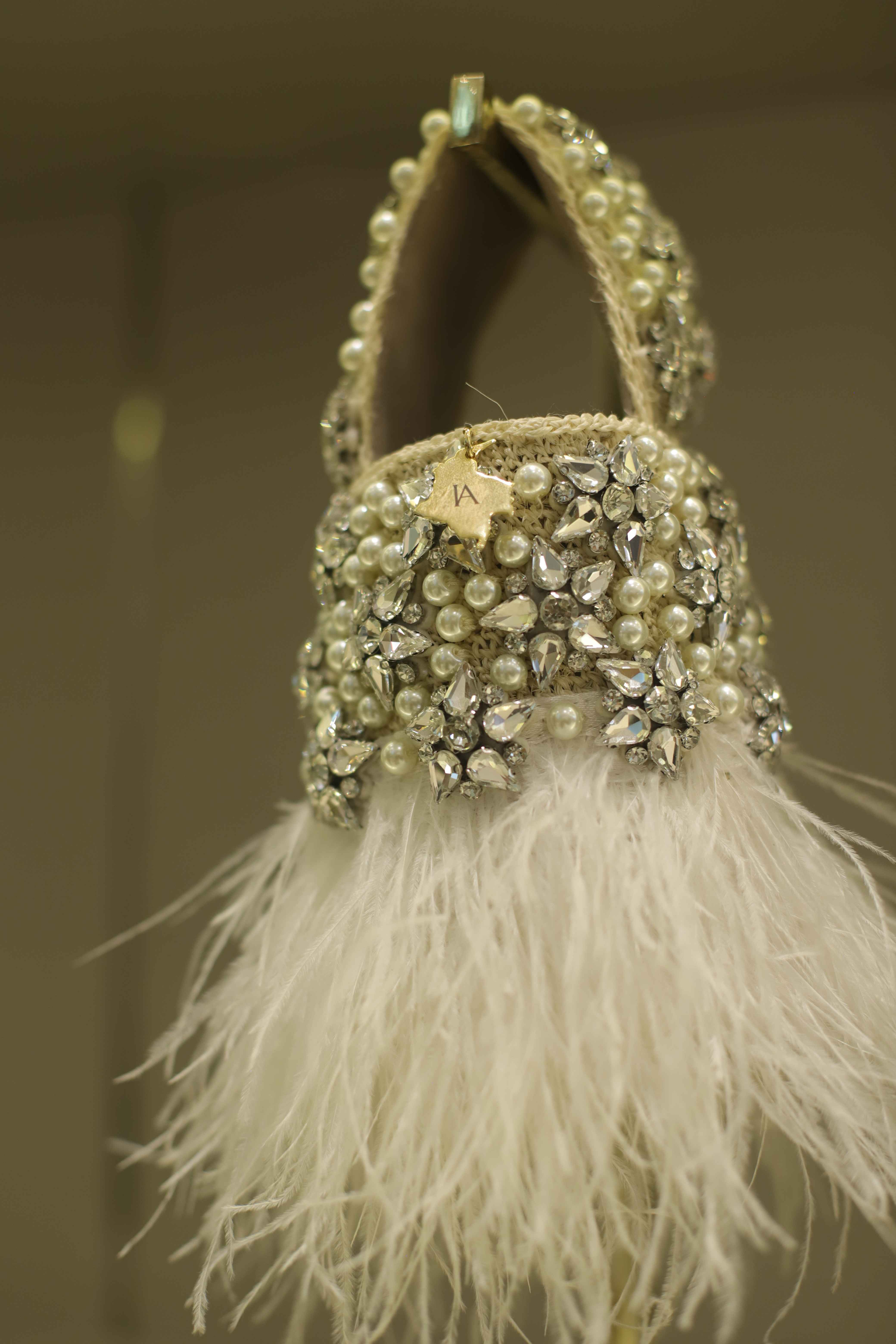 Cartera Joy Lucky White