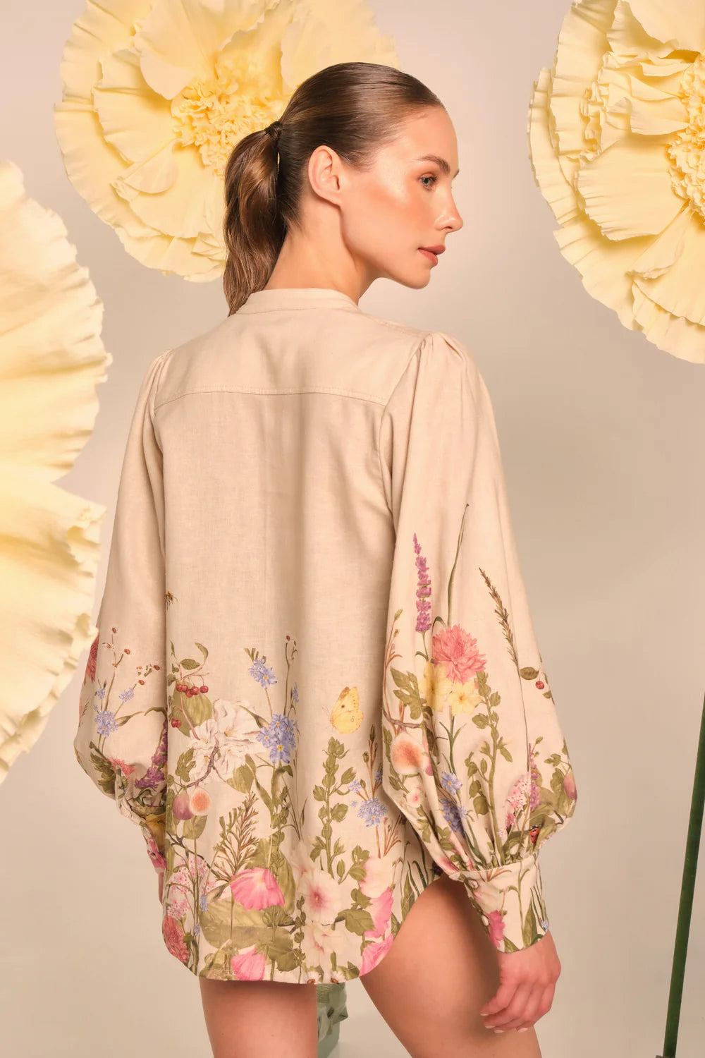 Blusa Hojuelas De Clavos