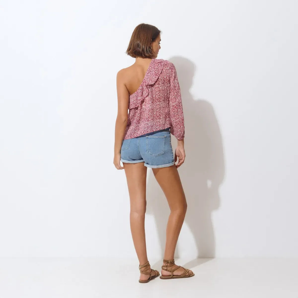 Blusa Asimetrica Volante Estampada