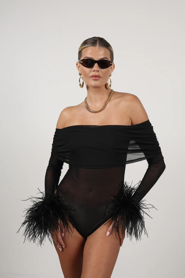 Body Cuerpo Pluma Sueño Negro