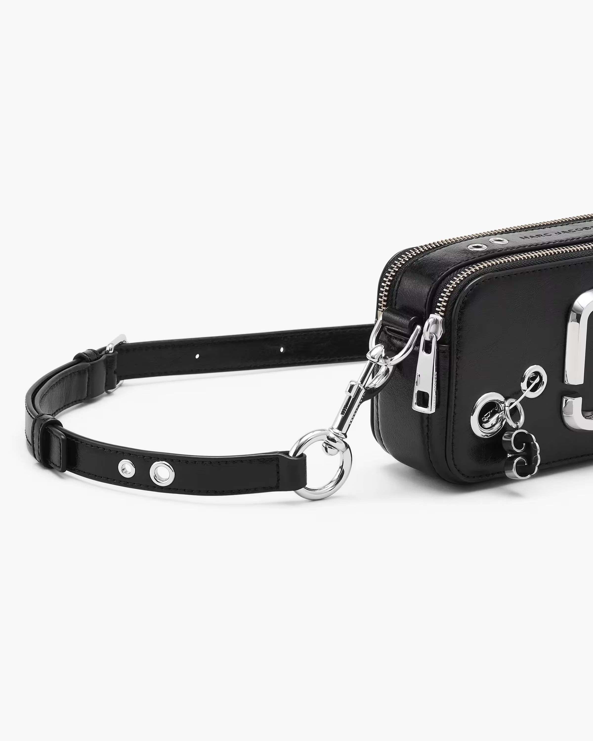 The Grommet Charm Snapshot