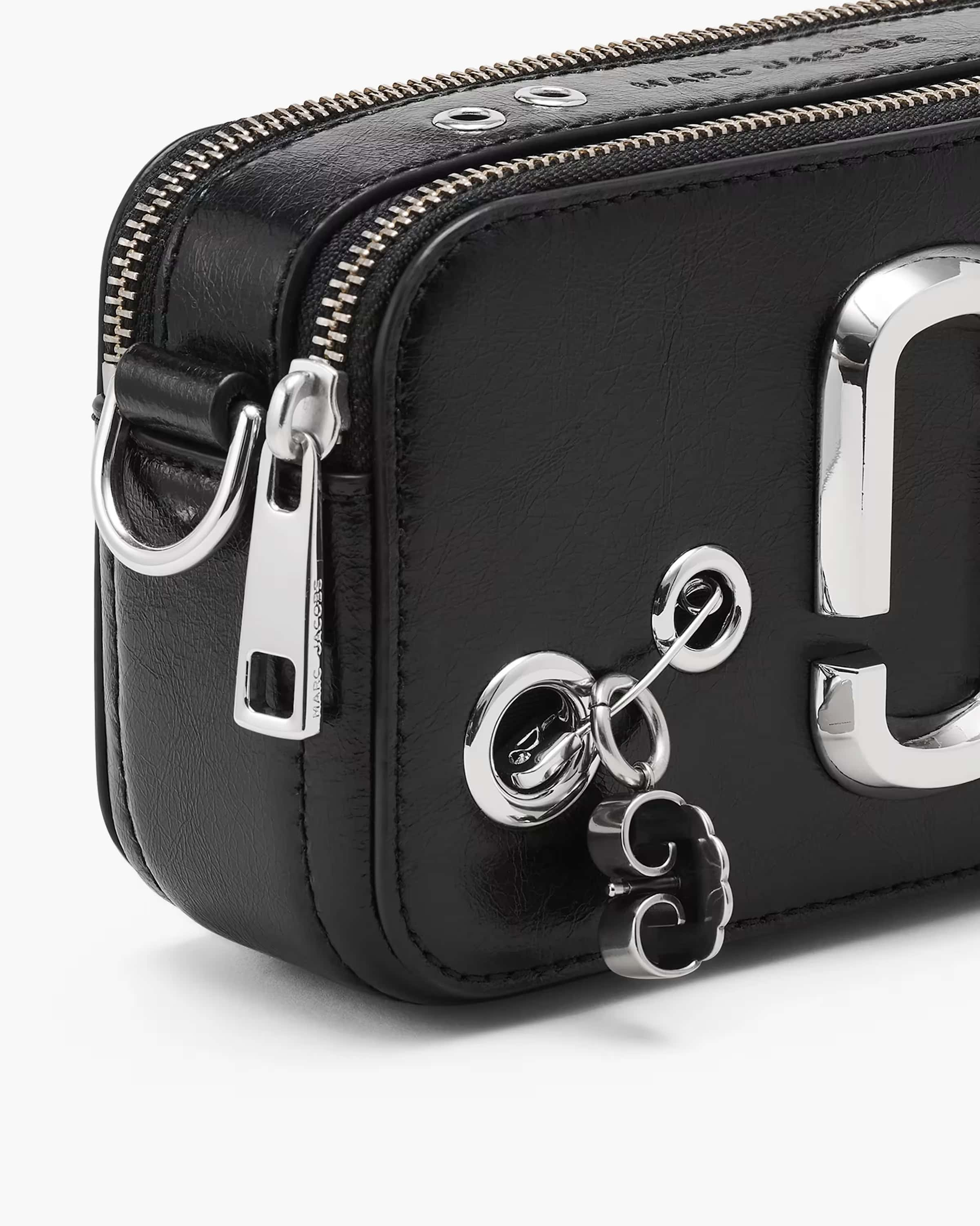 The Grommet Charm Snapshot