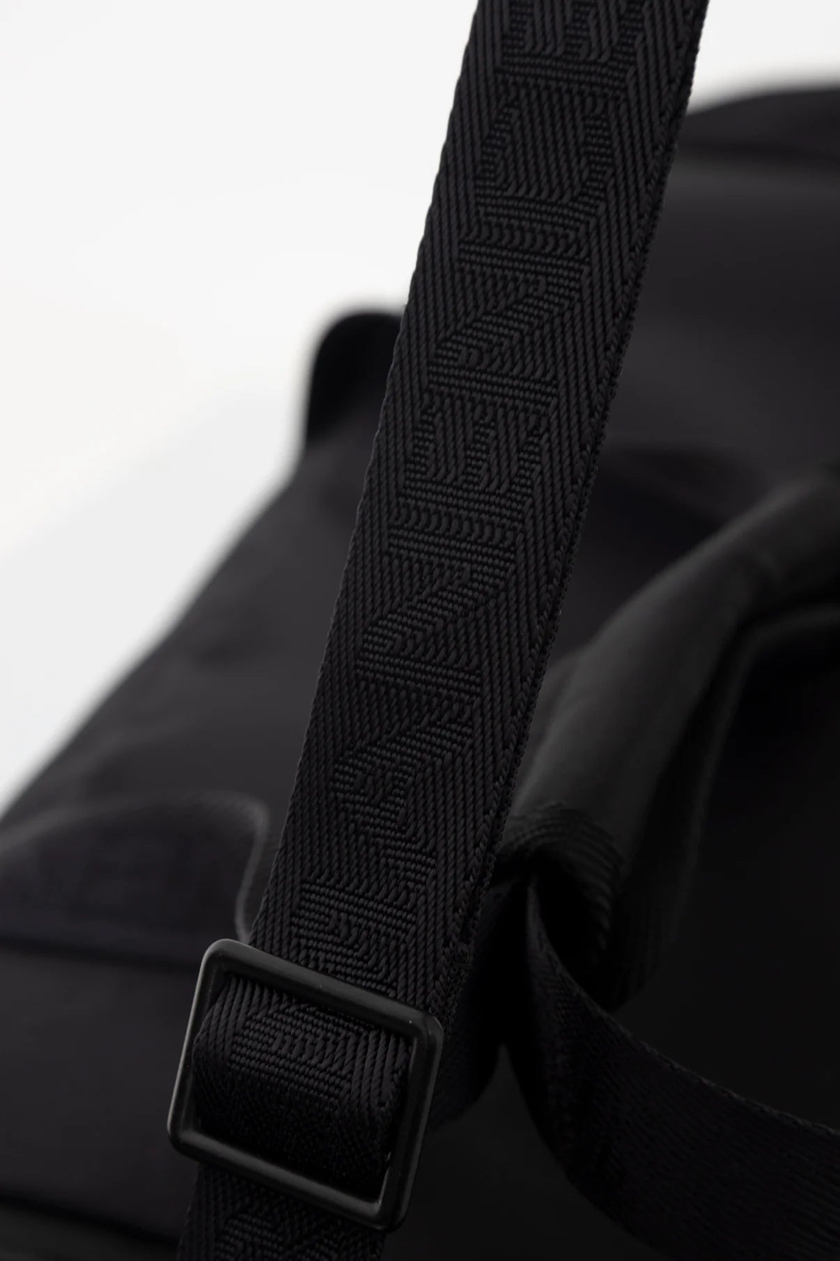 Bolso Duffle Edge REMANENCE BOLSOS & ACCESORIOS Malva CO
