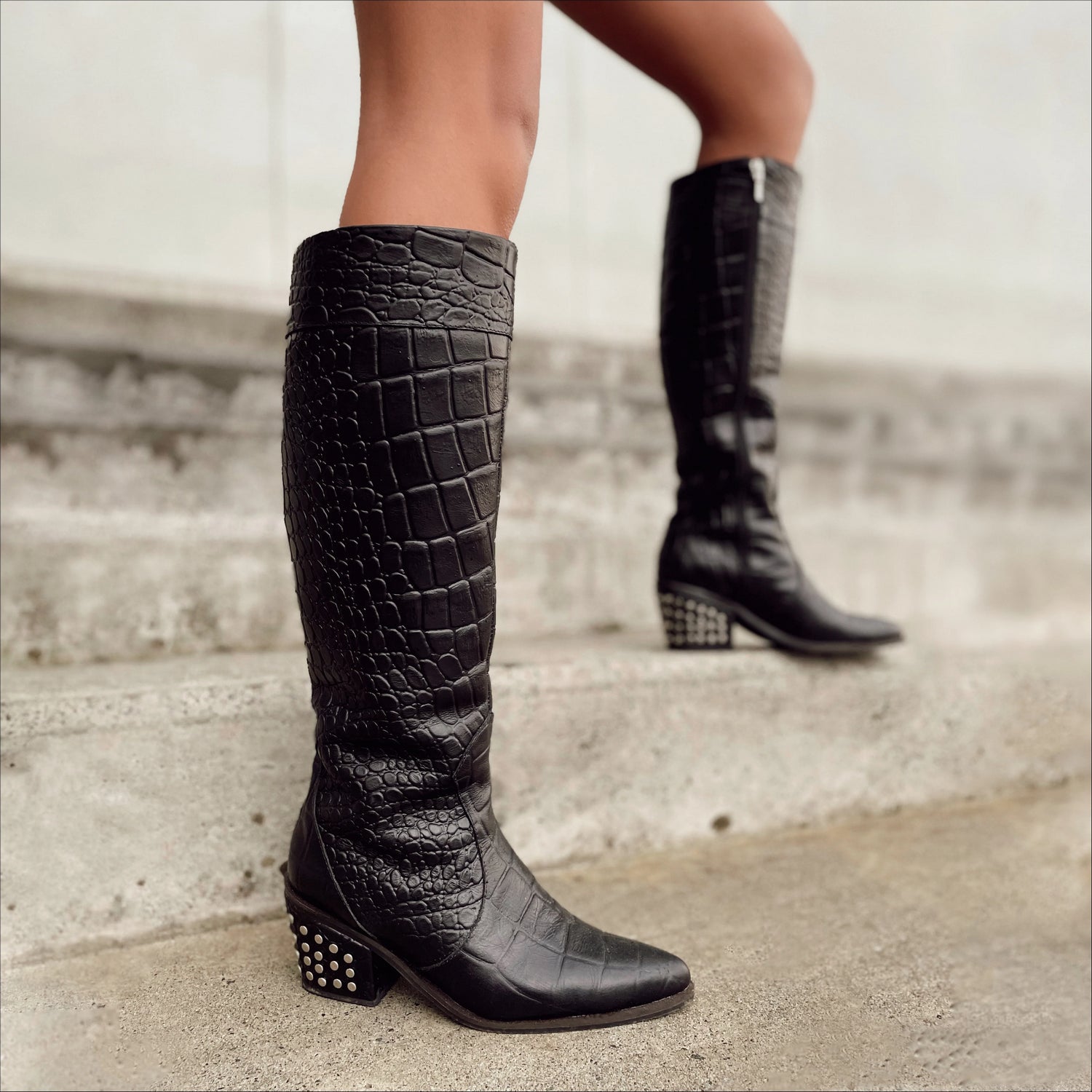 Bota Xena Black En Cuero