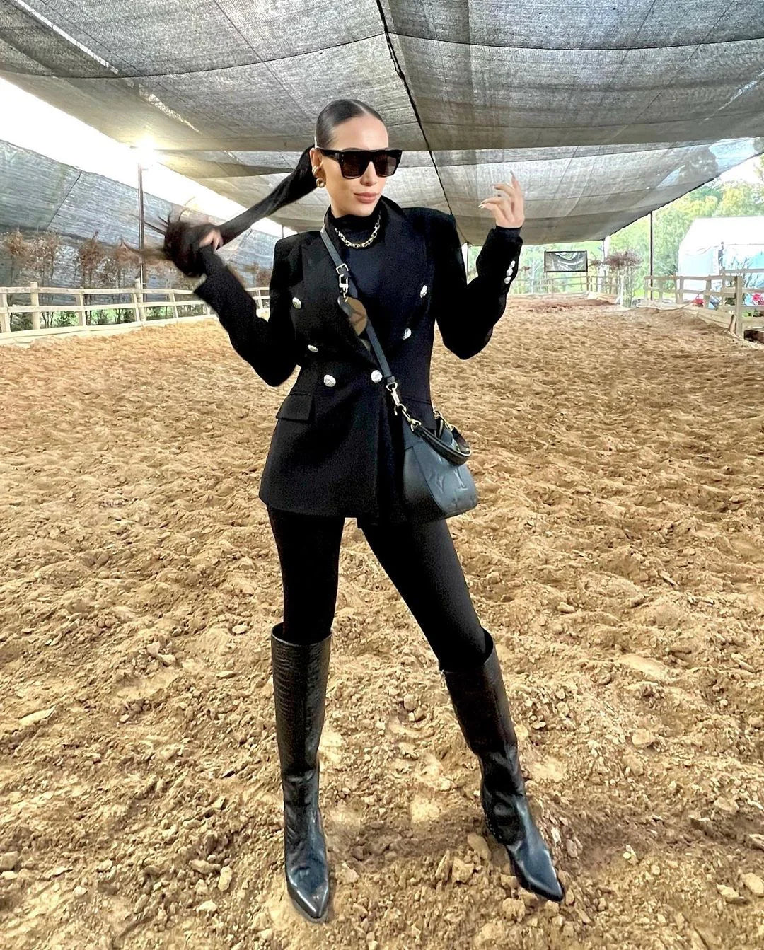 Bota Xena Black En Cuero