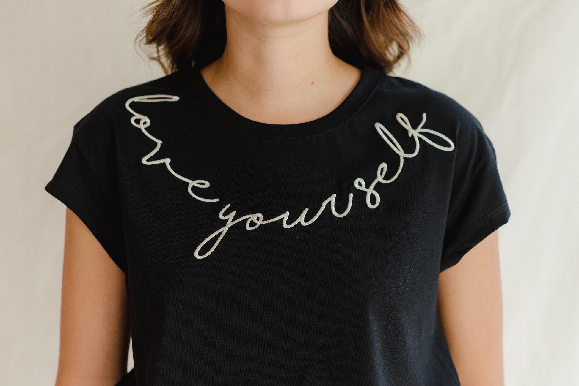 T-Shirt Love Yourself Black