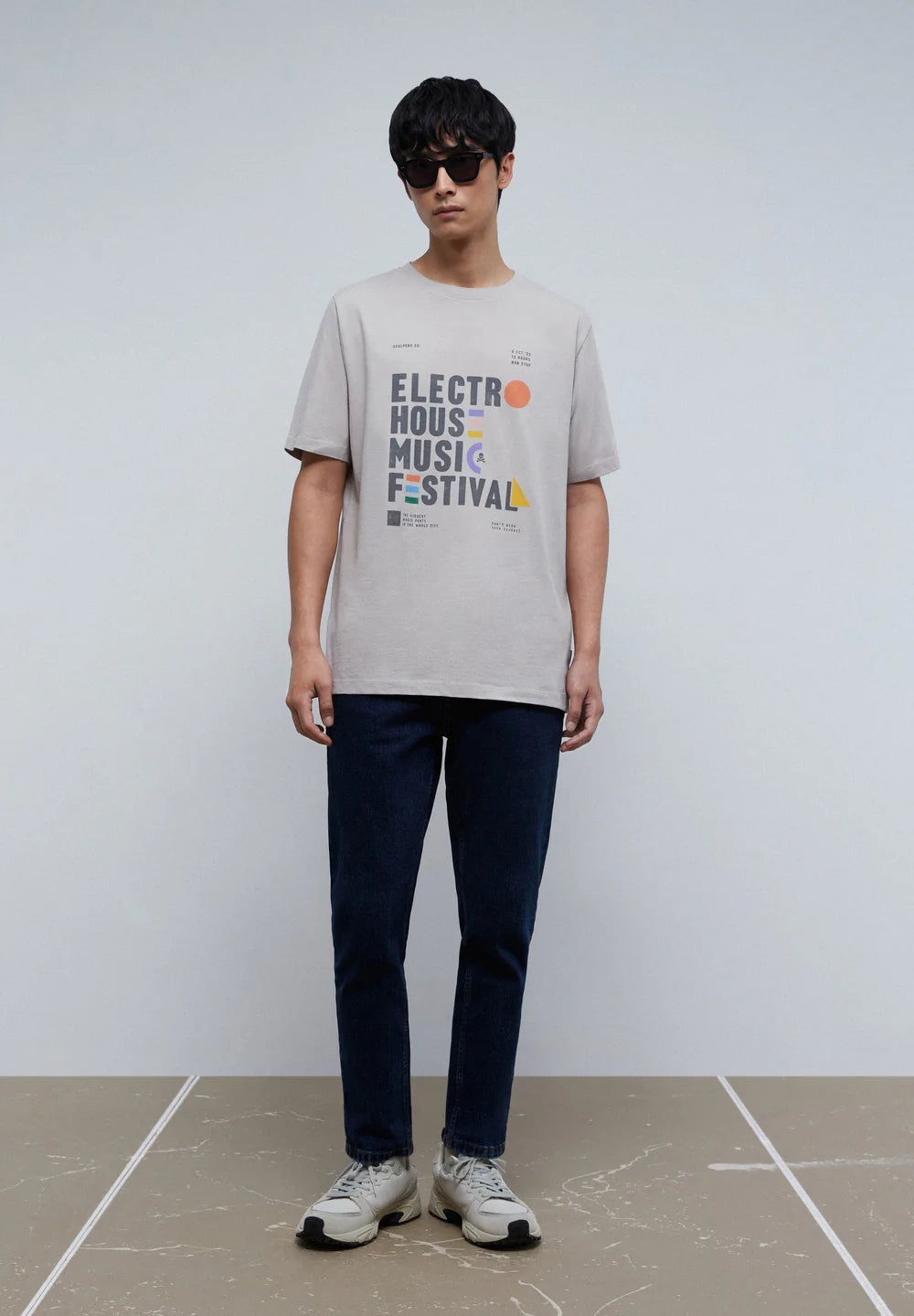 T-Shirt House Tee