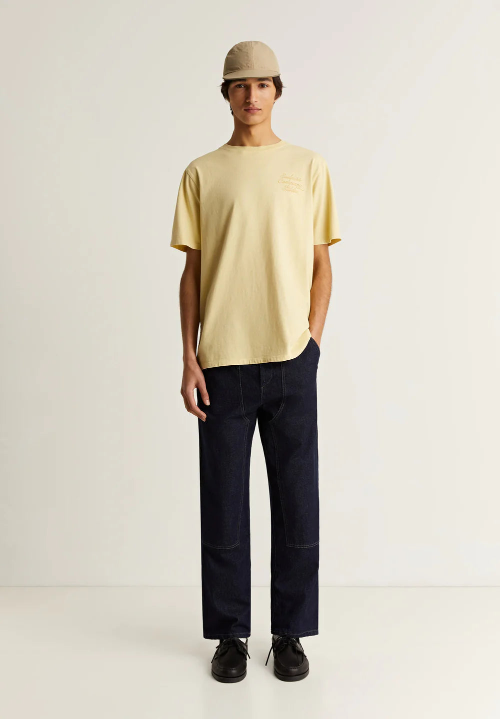 T-Shirt Village Tee
