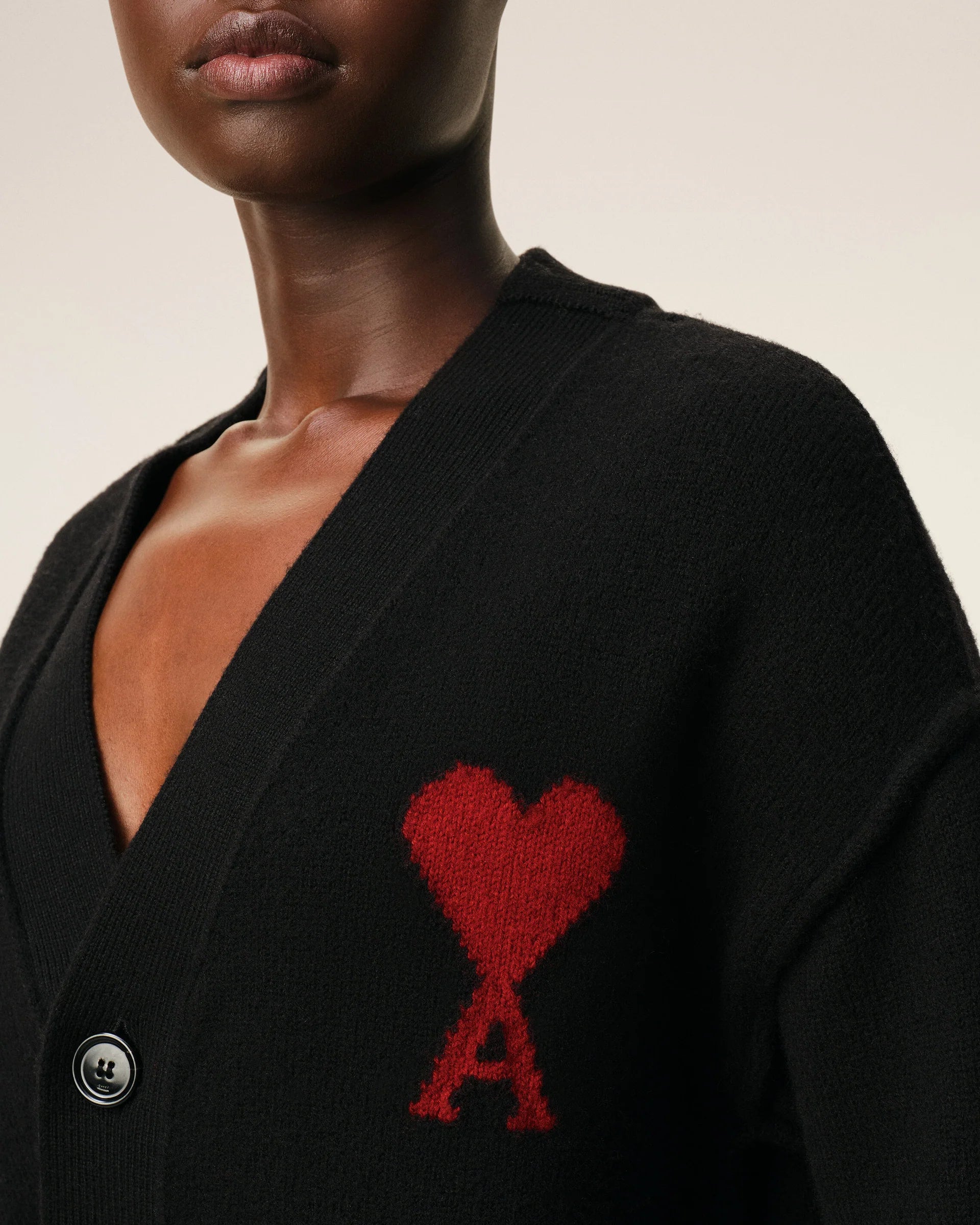 Cárdigan De Lana Negra Con Detalles Contrastantes De Ami De Coeur CHAQUETAS Malva CO